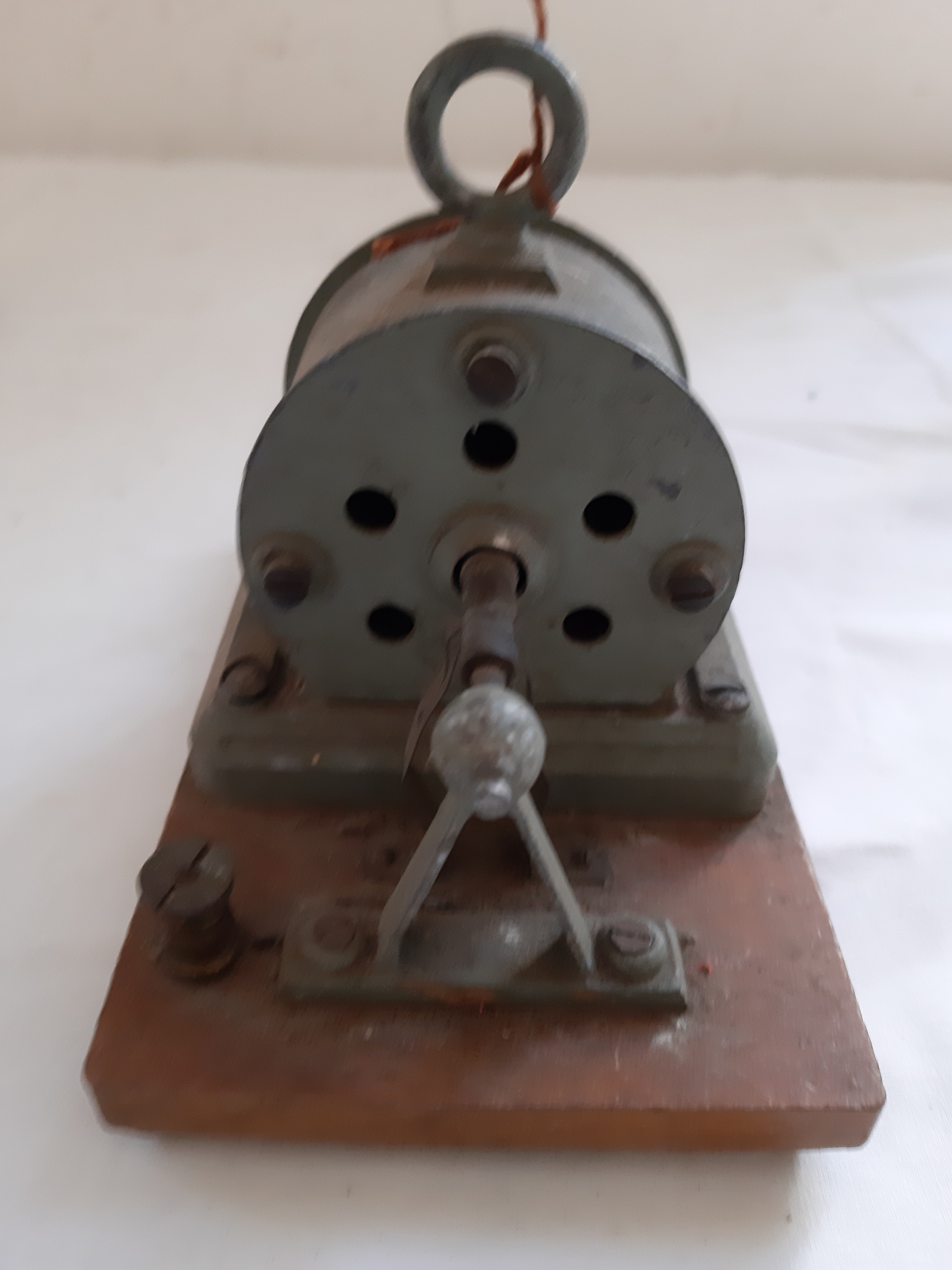 Jouets Ancien Atelier Machine Outil lectrique G Pericaud France jouets-ancien-atelier-machine-outil-lectrique-g-pericaud-france