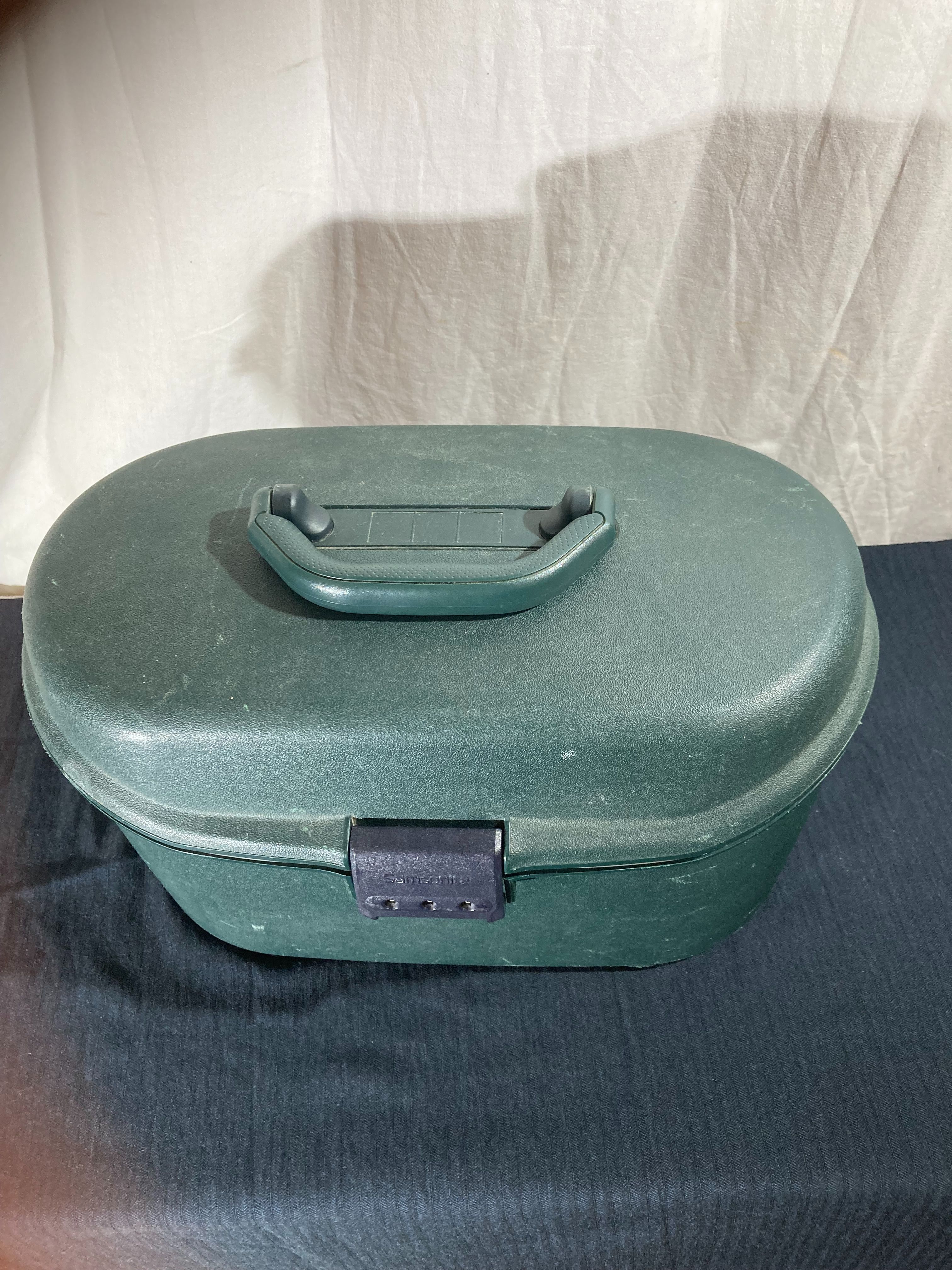 Voir photo 4 de Vanity Samsonite vintage Vanity Samsonite vintage Bon état - Vue 4 -