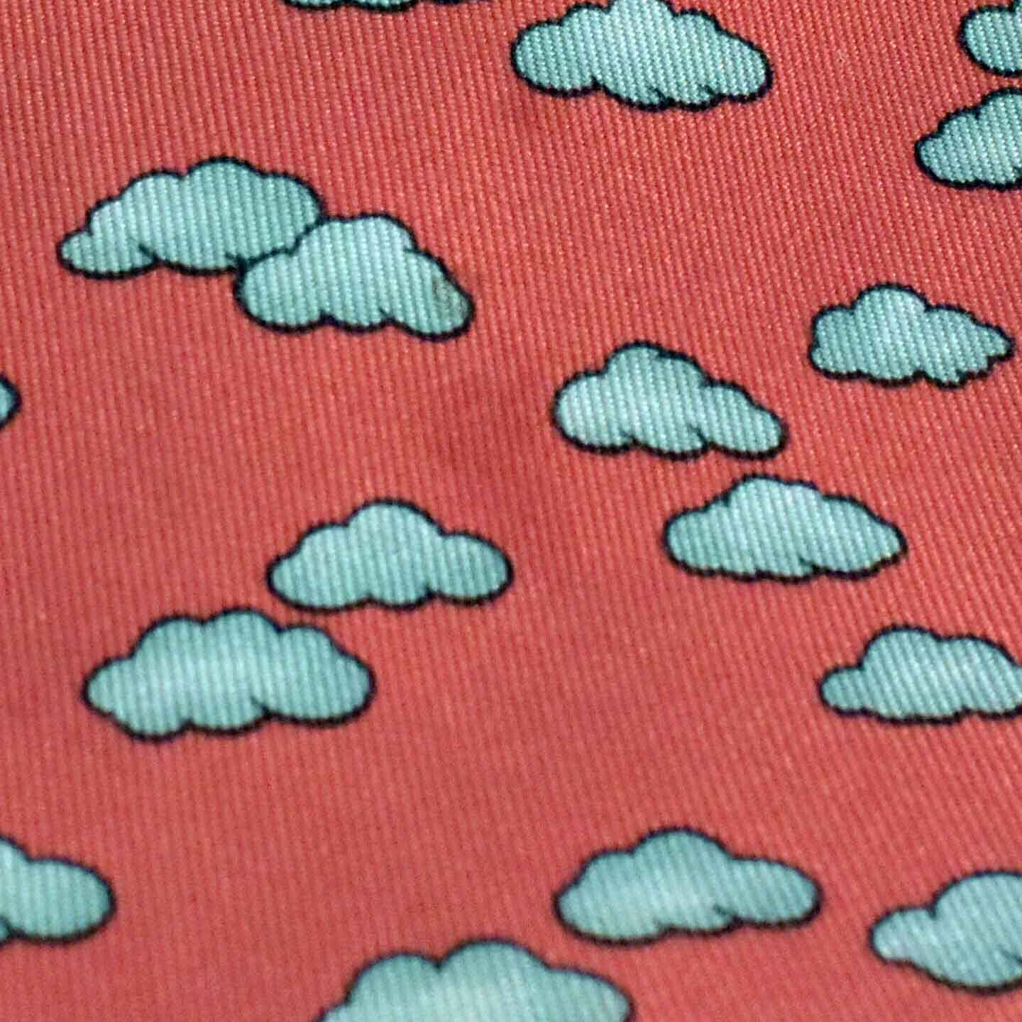 Cravate Fantaisie - Maison Hermès™ 7333 EA - Nuages sur Fond Rouge - Photo 4