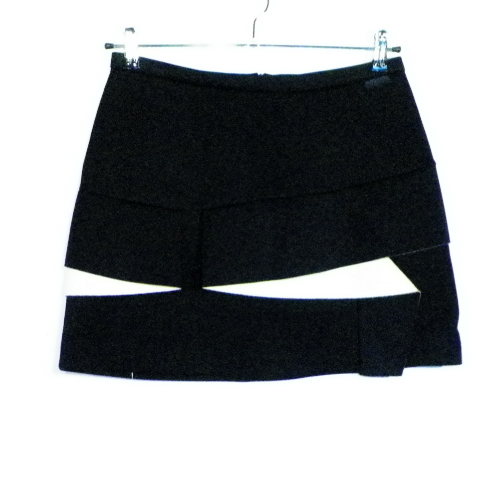 Jupe Noire COP COPINE Taille Estimée 38.  -  reconditionné disponible sur Label Emmaüs