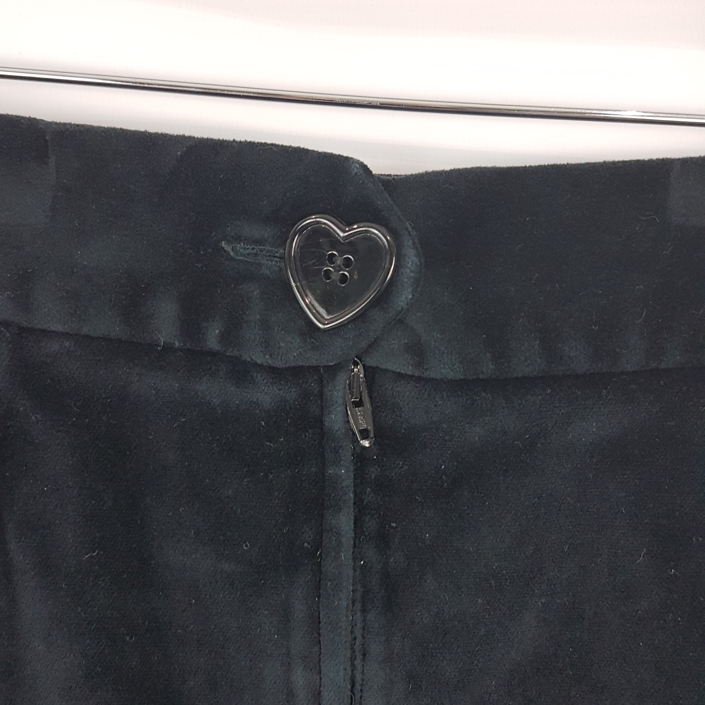 Voir photo 5 de Jupe en velours - Moschino - 36 Jupe en velours - Moschino - 36 Très bon état - Vue 5 -