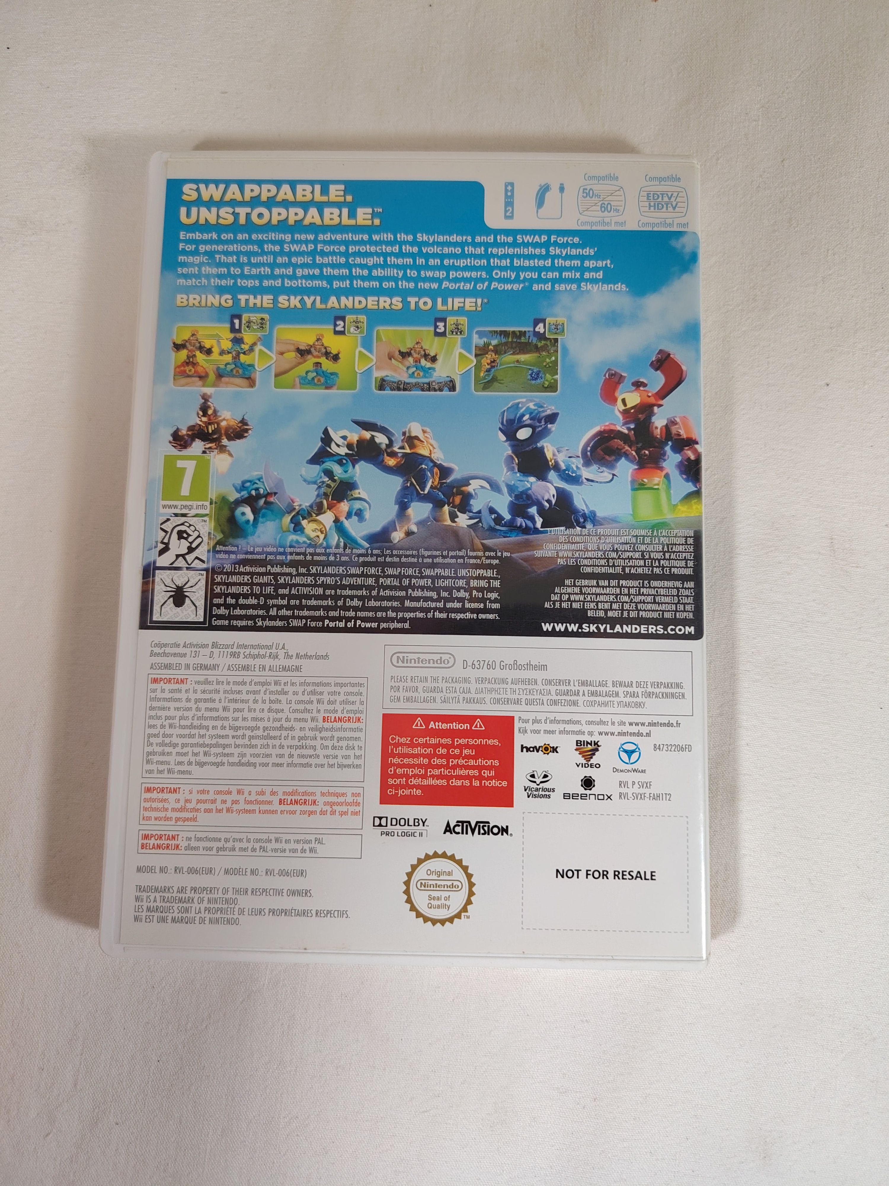 Lot figurines + jeux Skylanders swap-force Bon état - Vue 3 - 