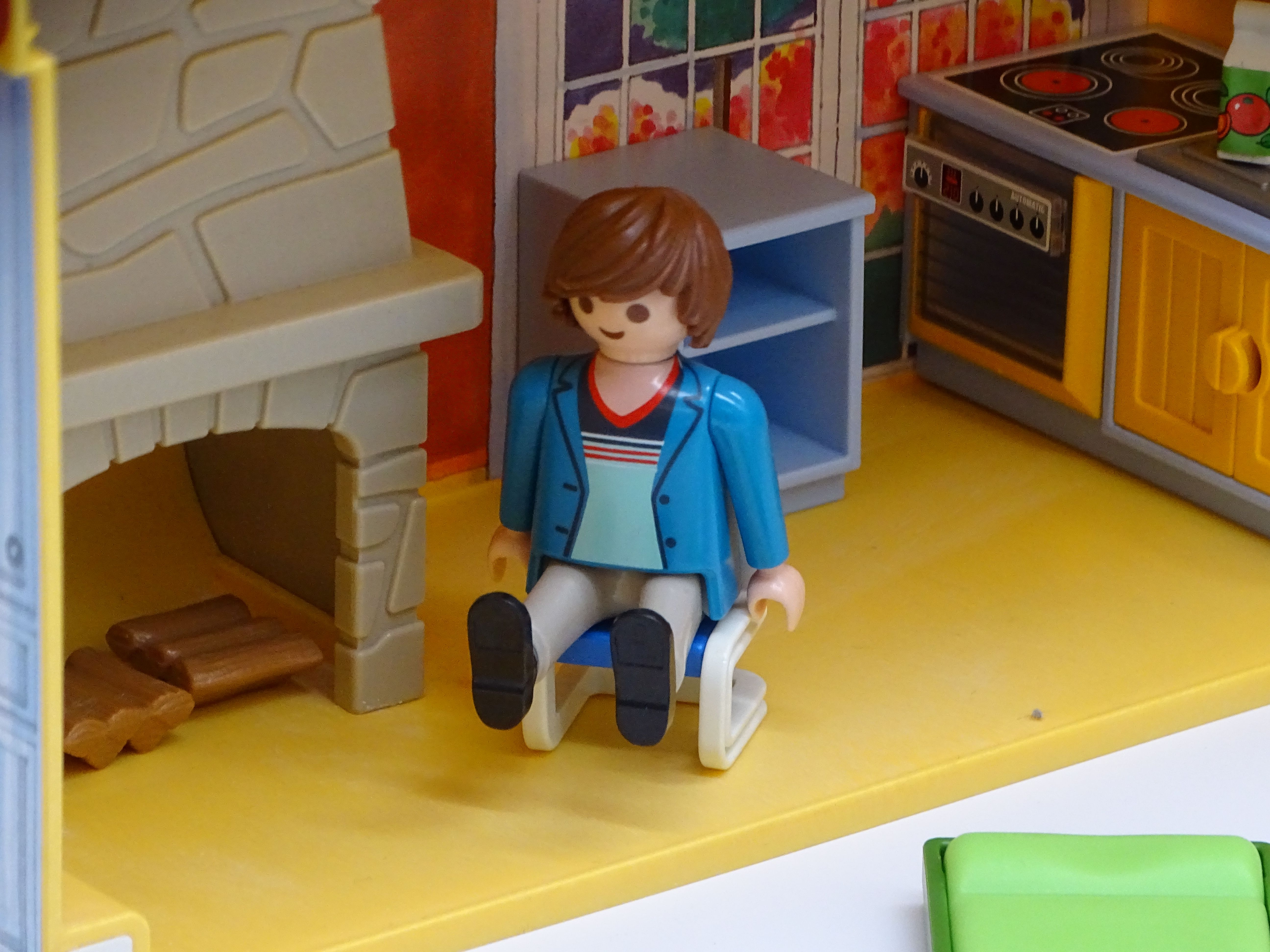 Playmobil pièce unique «La maison jaune» d'occasion PLAYMOBIL - Dès 6 ans | Ref 13439 Très bon état - Vue 2 - 
