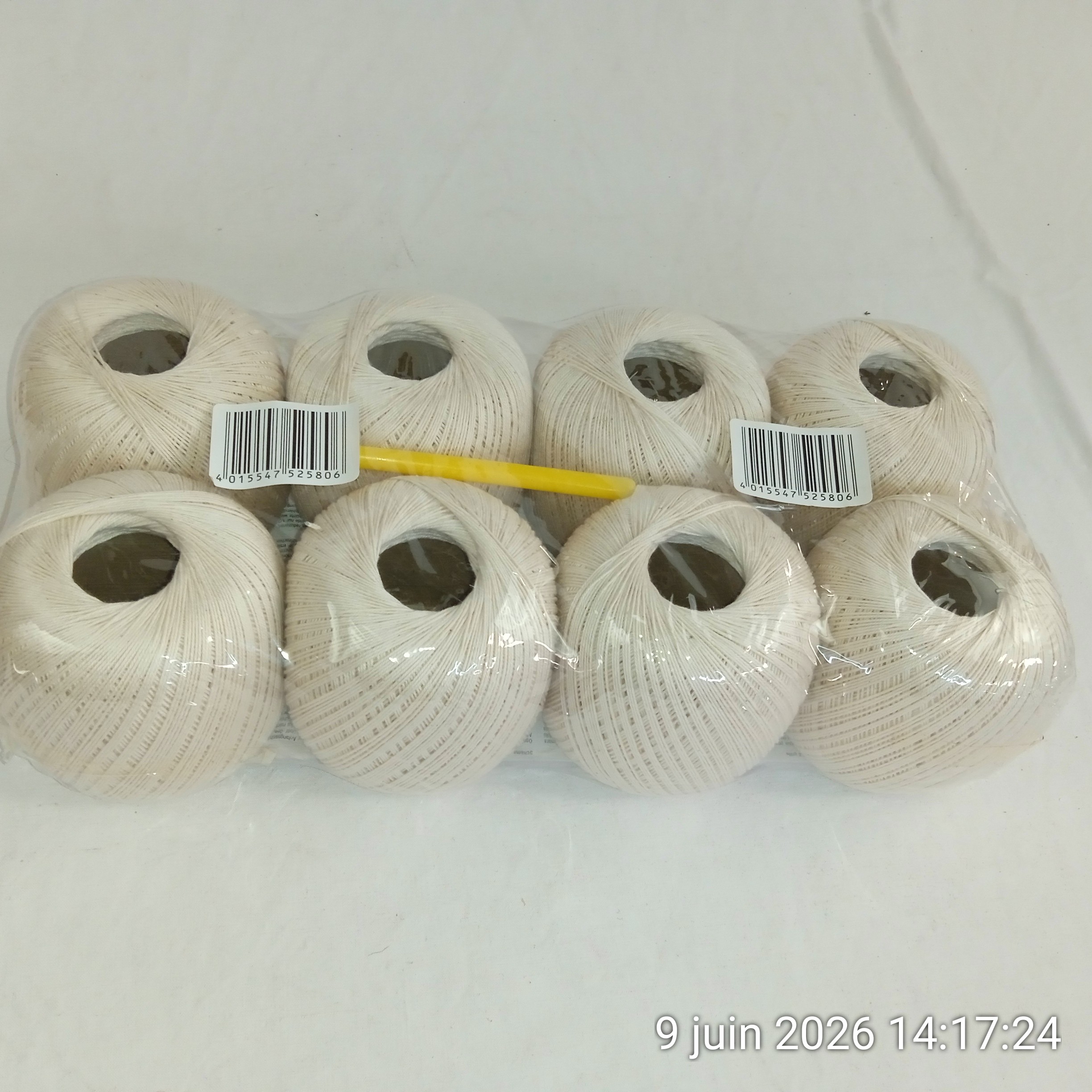 Voir photo 2 de Lot de 8 pelotes Fil mercerisé à crochet 100% coton ultra-fin pour filet Lot de 8 pelotes Fil mercerisé à crochet 100% coton ultra-fin pour filet Comme neuf - Vue 2 -