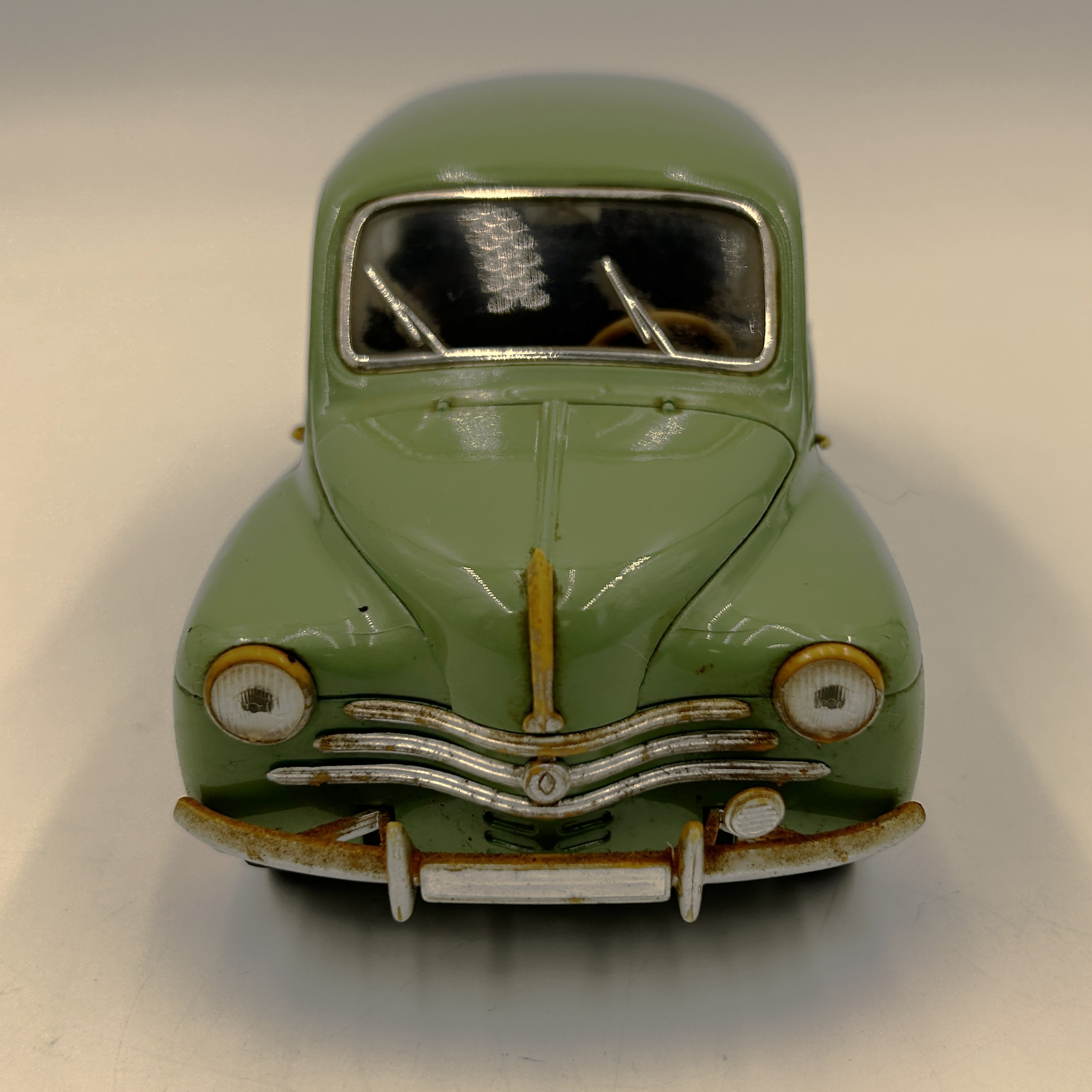 Lot 2 Renault 4CV Solido 1/17 Bon état - Vue 3 - 