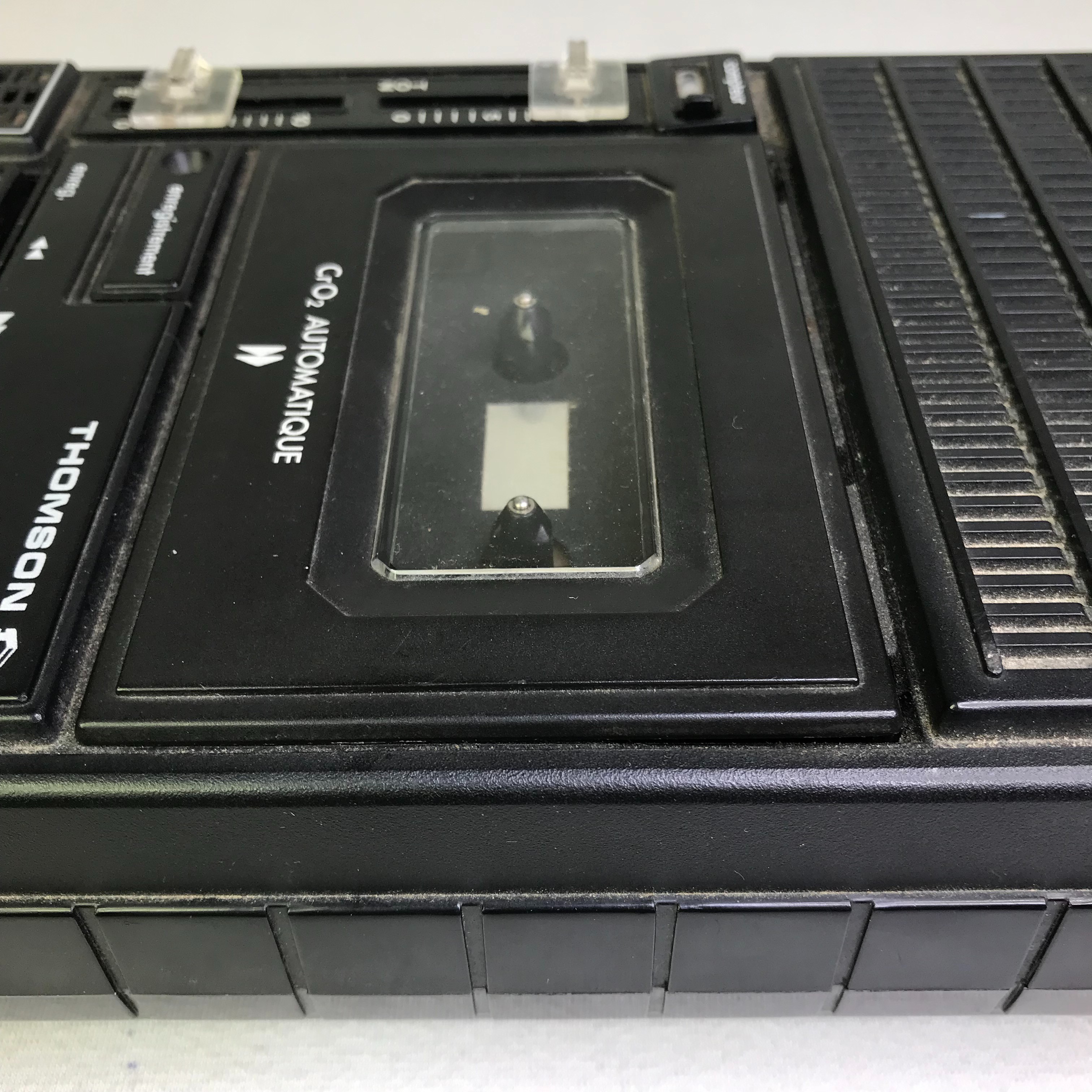  Magnétophone cassette Thomson MK 1397 vintage portatif  Bon état - Vue 7 - 