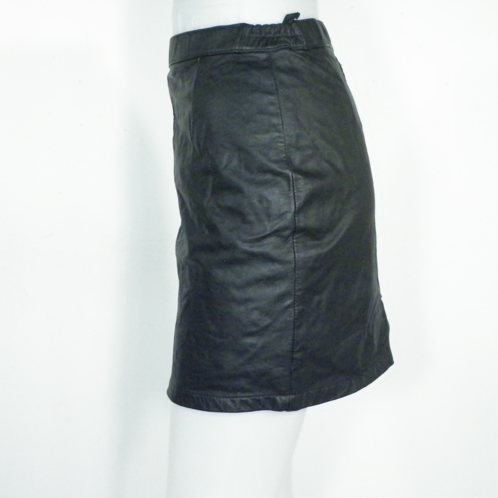 Jupe en Cuir Noire BROADWAY Taille Estimée 36. Bon état - Vue 2 - 