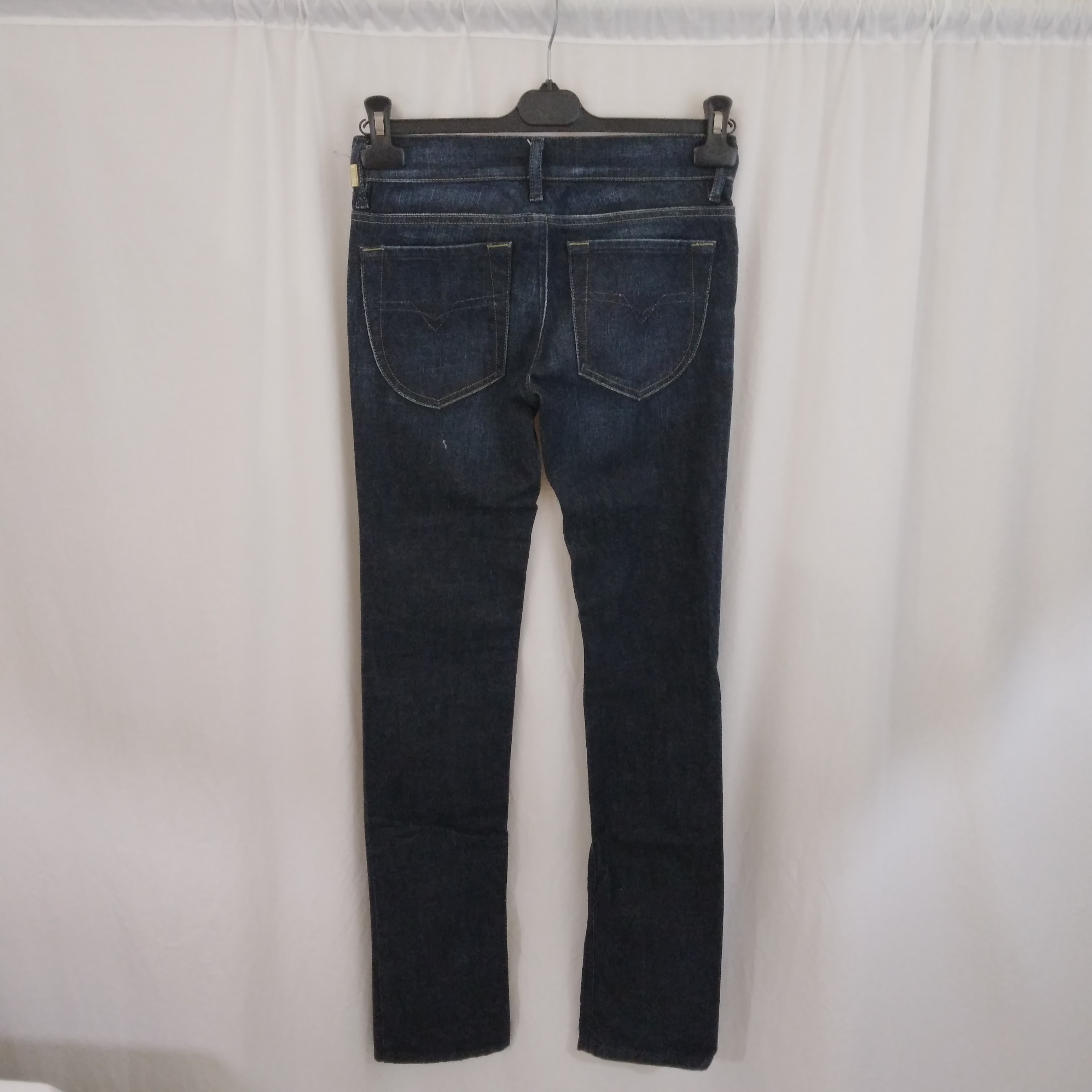 Voir photo 2 de Jean délavé pour femme Diesel Jean délavé pour femme Diesel Très bon état - Vue 2 -