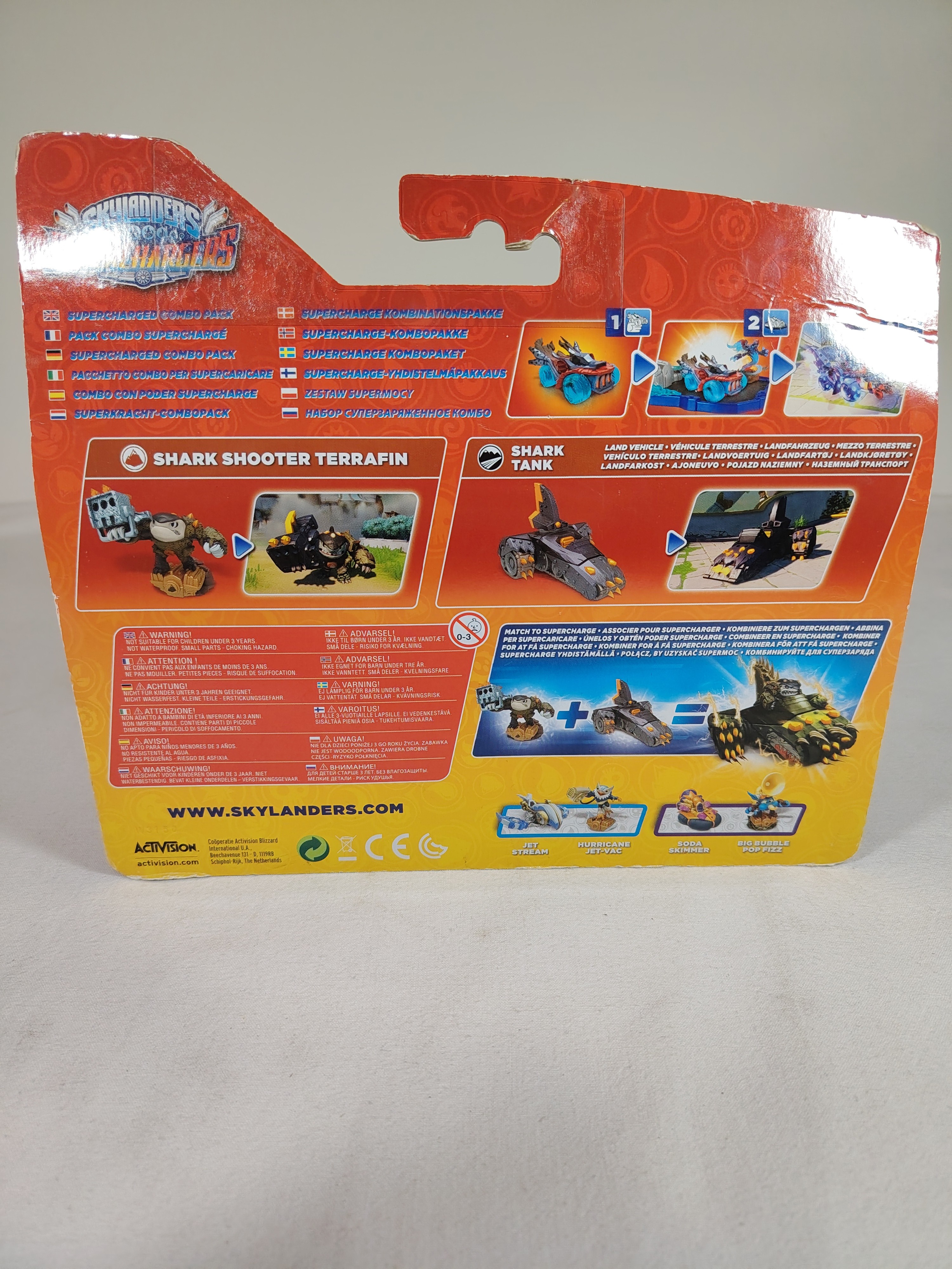 Lot figurines + jeux Skylanders superchargers racing wii Très bon état - Vue 7 - 