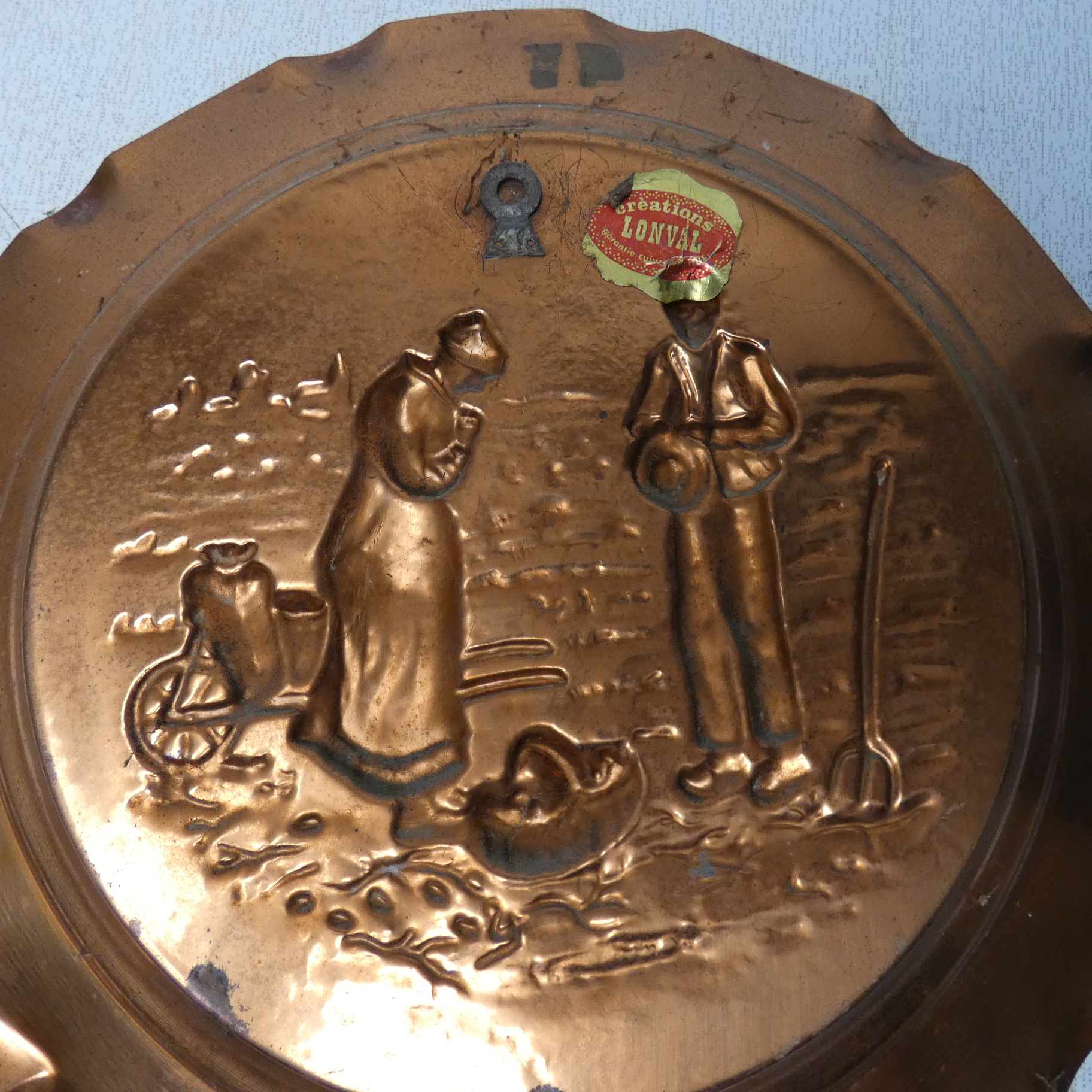 Lot de 2 Assiettes Murales + 1 Plateau État correct - Vue 5 - 