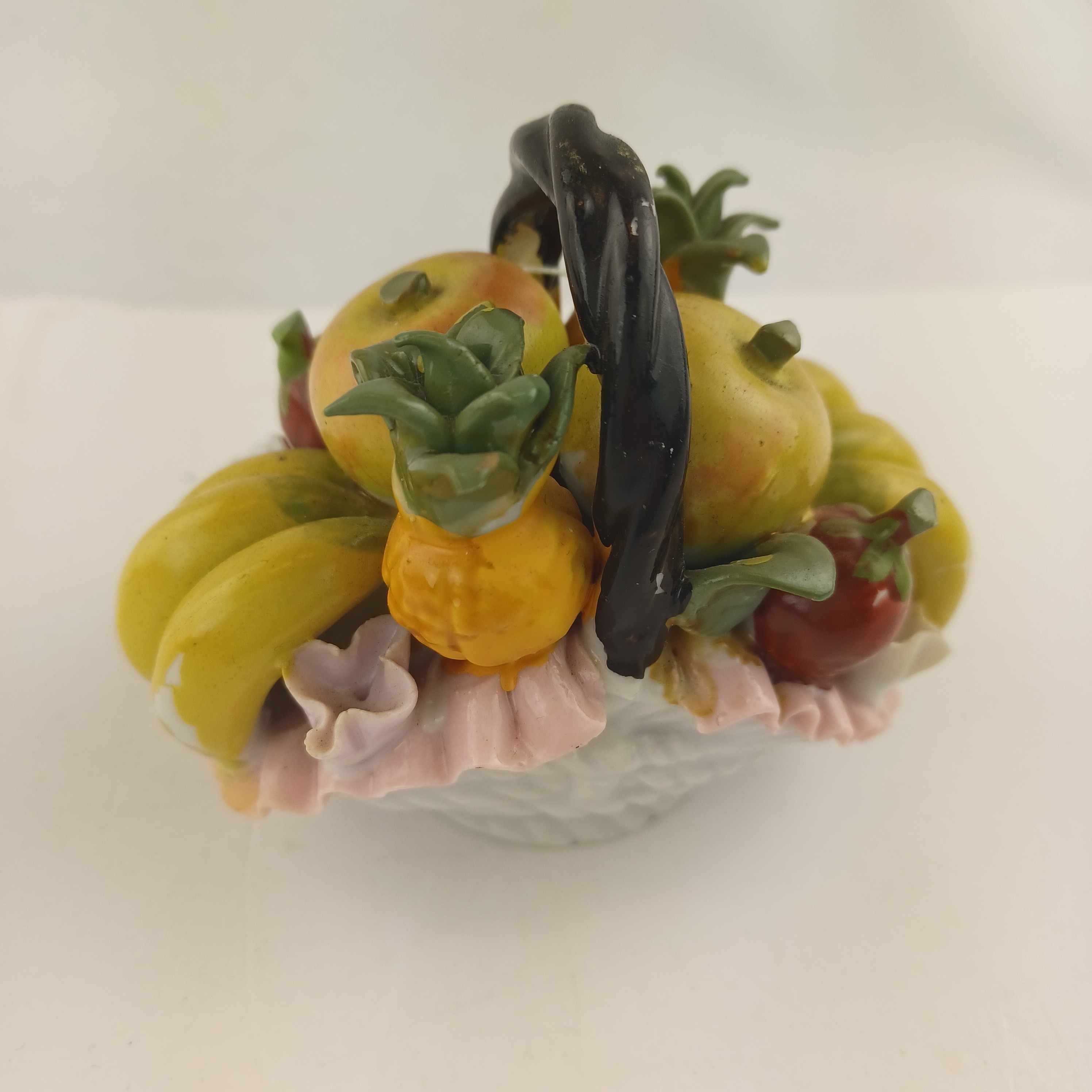 Capodimonte miniature, panier à fruits de 8cm Très bon état - Vue 3 - 