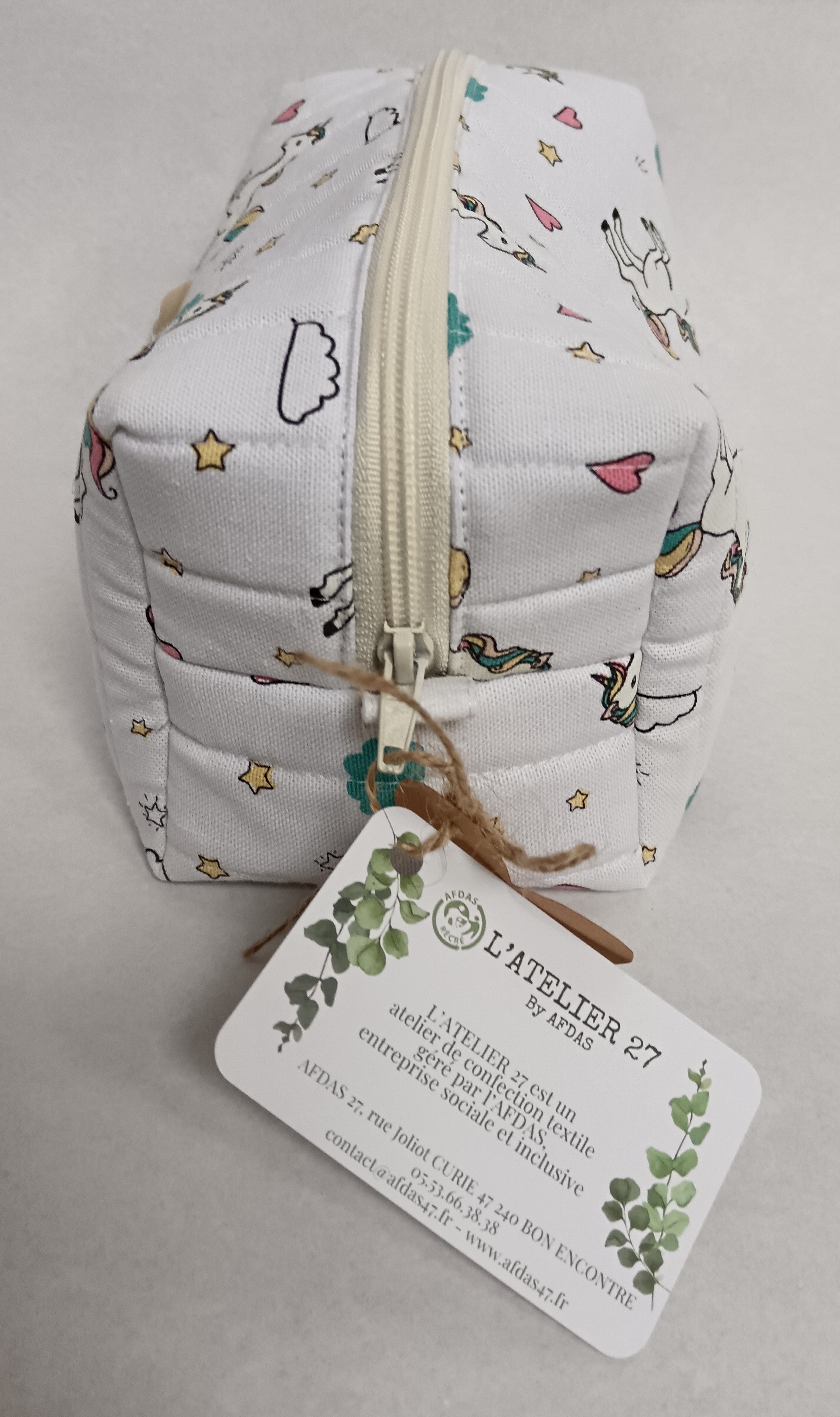 Voir photo 4 de Trousse faite main par l'Atelier 27 Trousse faite main par l'Atelier 27 Comme neuf - Vue 4 -