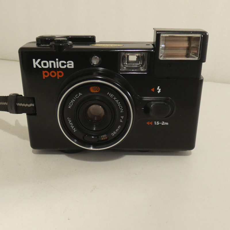 Voir photo 2 de Appareil photo argentique 24x36 avec flash KONICA POP Appareil photo argentique 24x36 avec flash KONICA POP Bon état - Vue 2 -