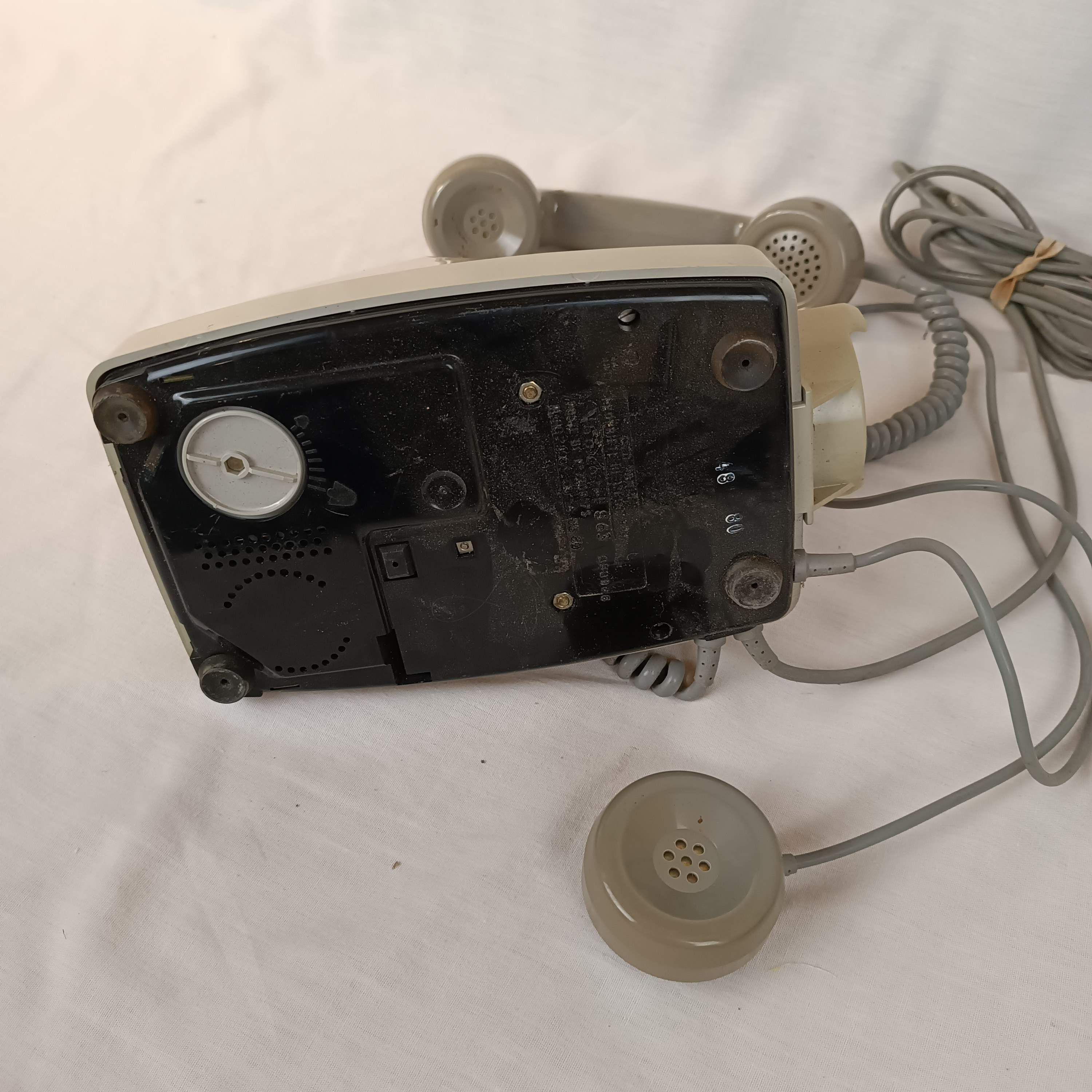 Téléphone PTT vintage à cadran rotatif , modèle 1980 - État correct - Photo 4