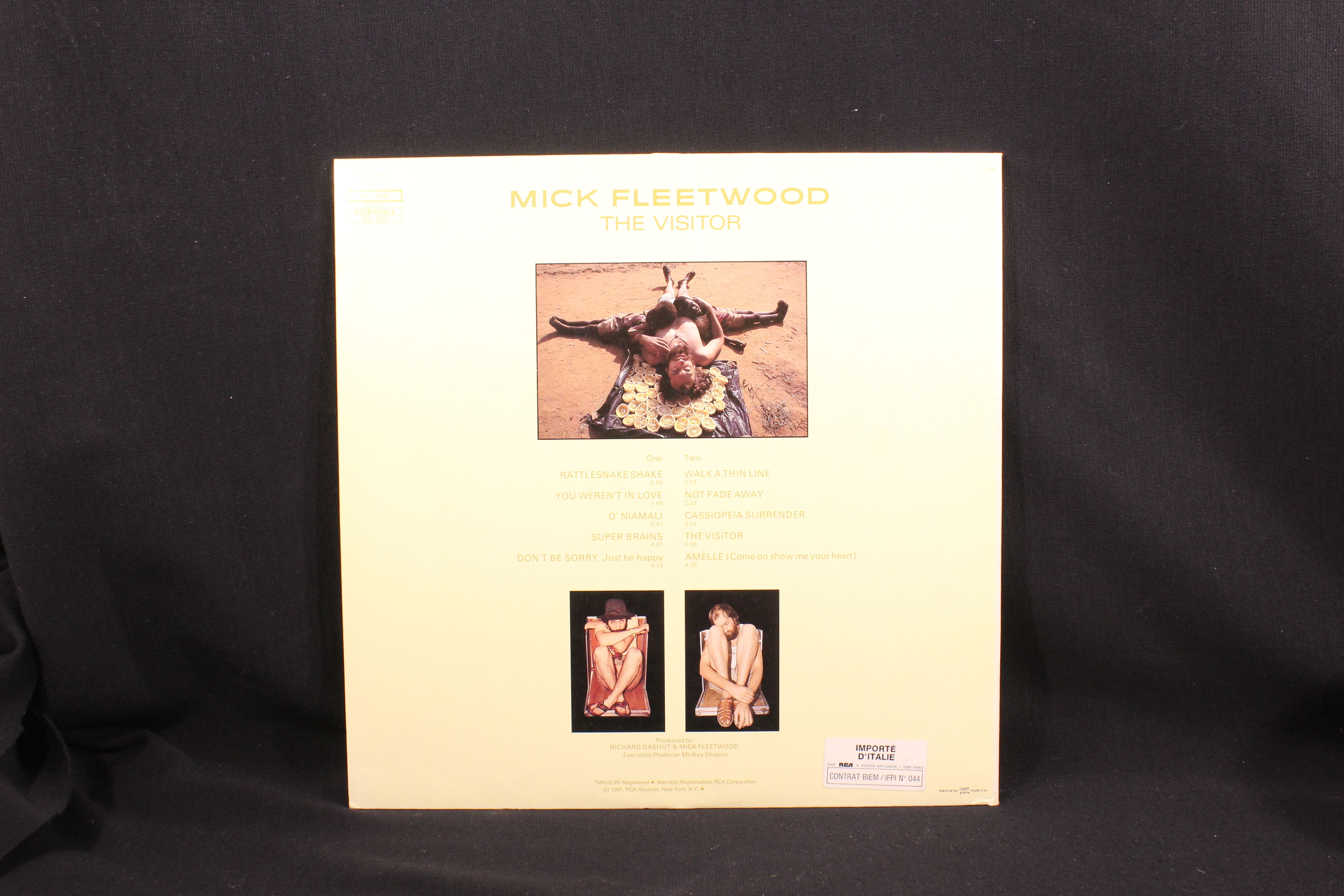 Voir photo 2 de Vinyle 33T Mick Fleetwood / The Visitor - RCA 1981 Vinyle 33T Mick Fleetwood / The Visitor - RCA 1981 Bon état - Vue 2 -