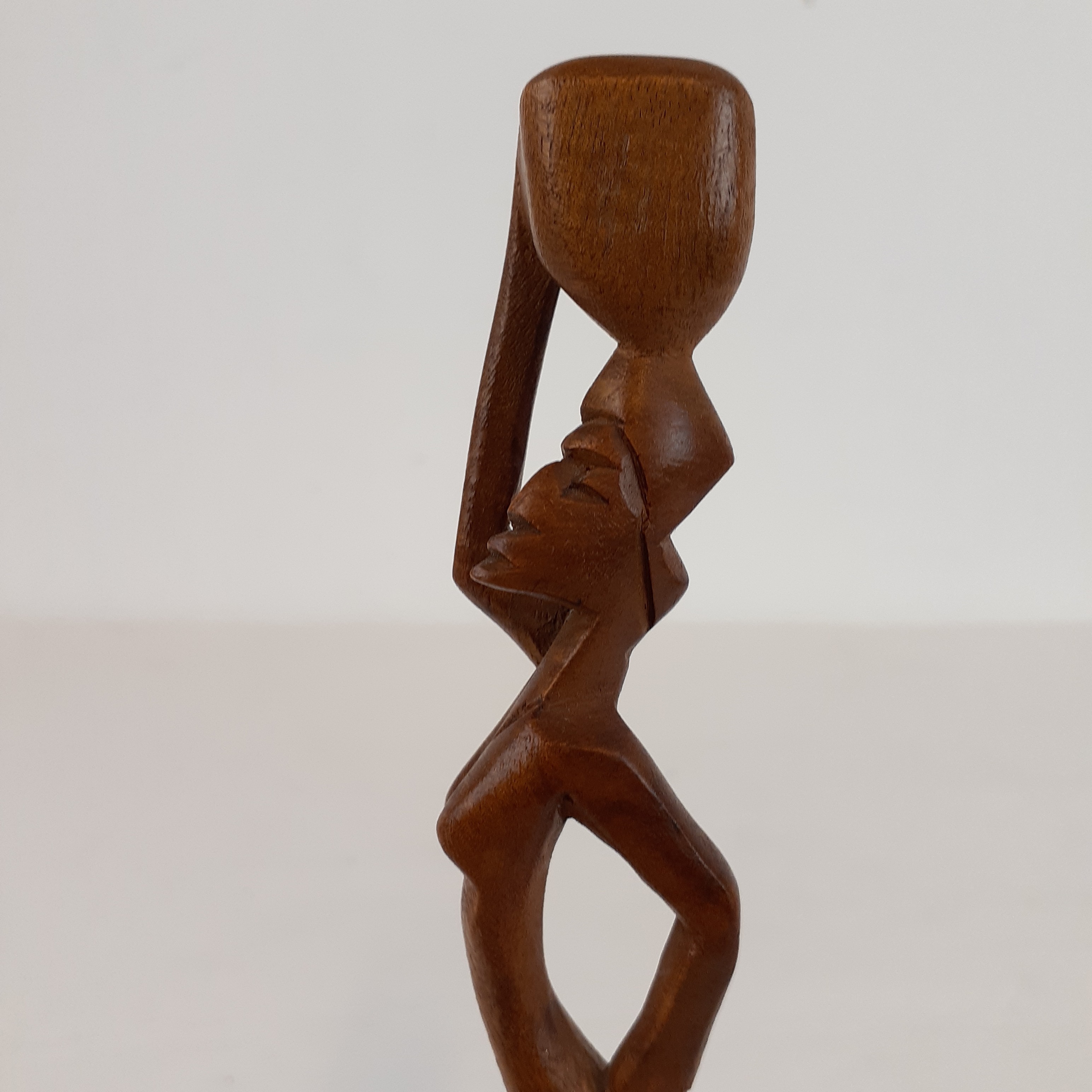 Statue en bois sculpté - style africain - Photo 1