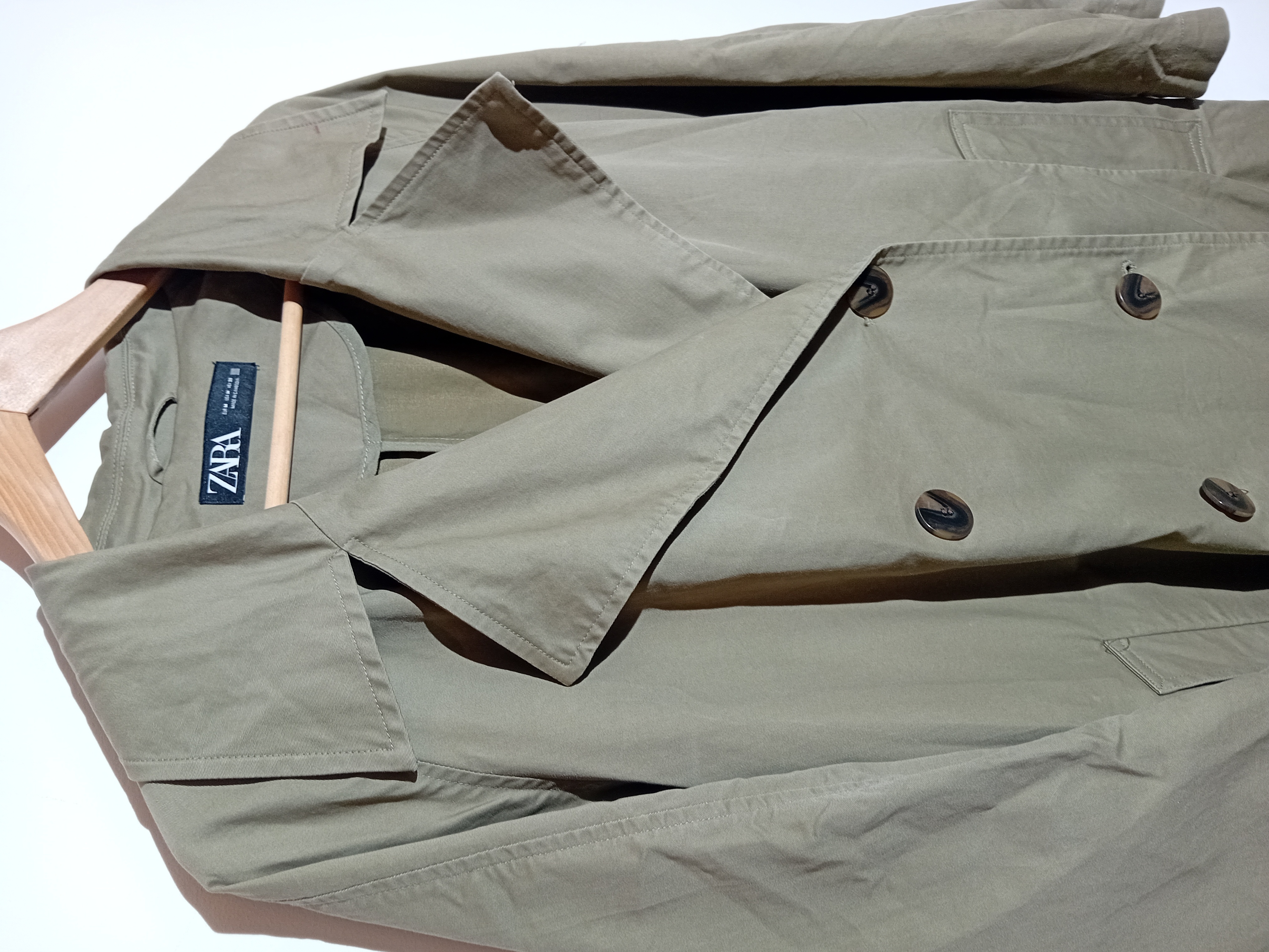 Voir photo 5 de Trench-coat Long Kaki Double-boutonnage Zara M (T4204) Trench-coat Long Kaki Double-boutonnage Zara M (T4204) État correct - Vue 5 -