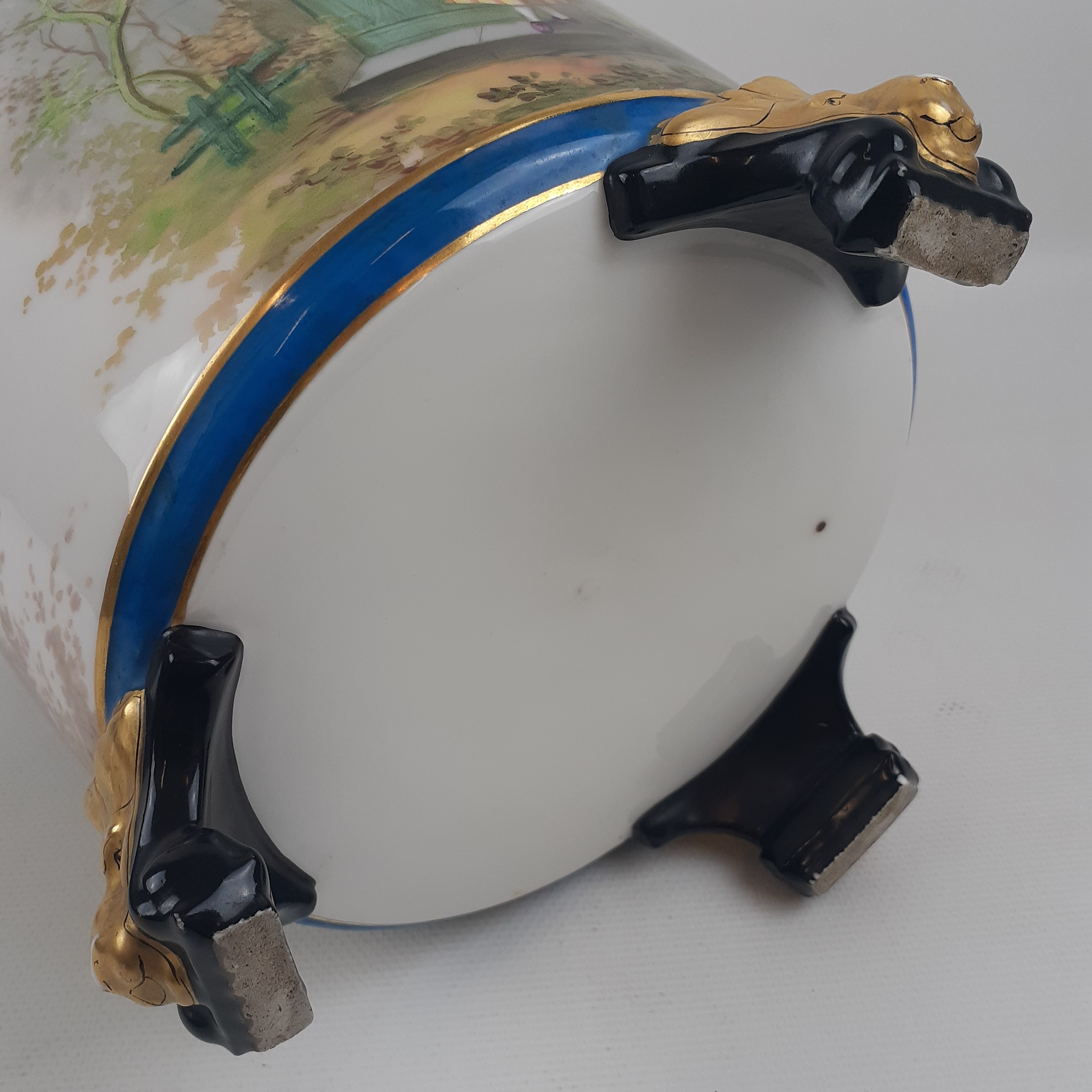 Cache-pot en porcelaine Très bon état - Vue 6 - 