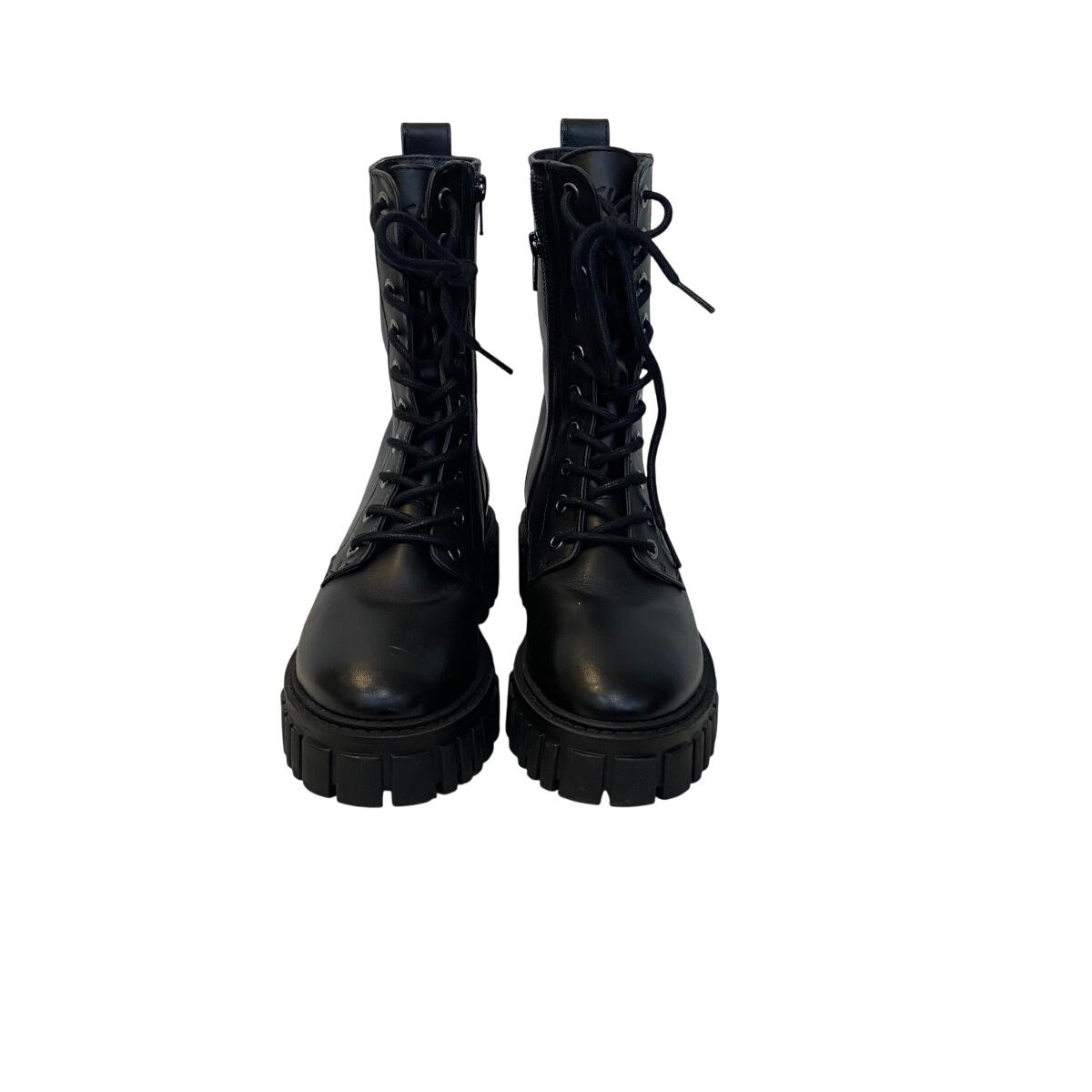 Acheter Bottes Clark T.36 Bon état - 20,80 € Bottes Clark T.36 Bon état - reconditionné disponible sur Label Emmaüs
