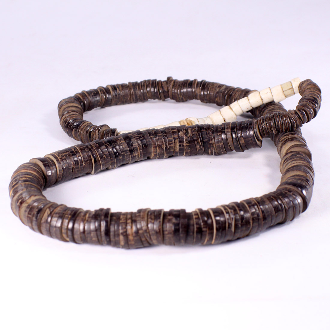 Colliers africains verre bois en lot Bon état - Vue 4 - 