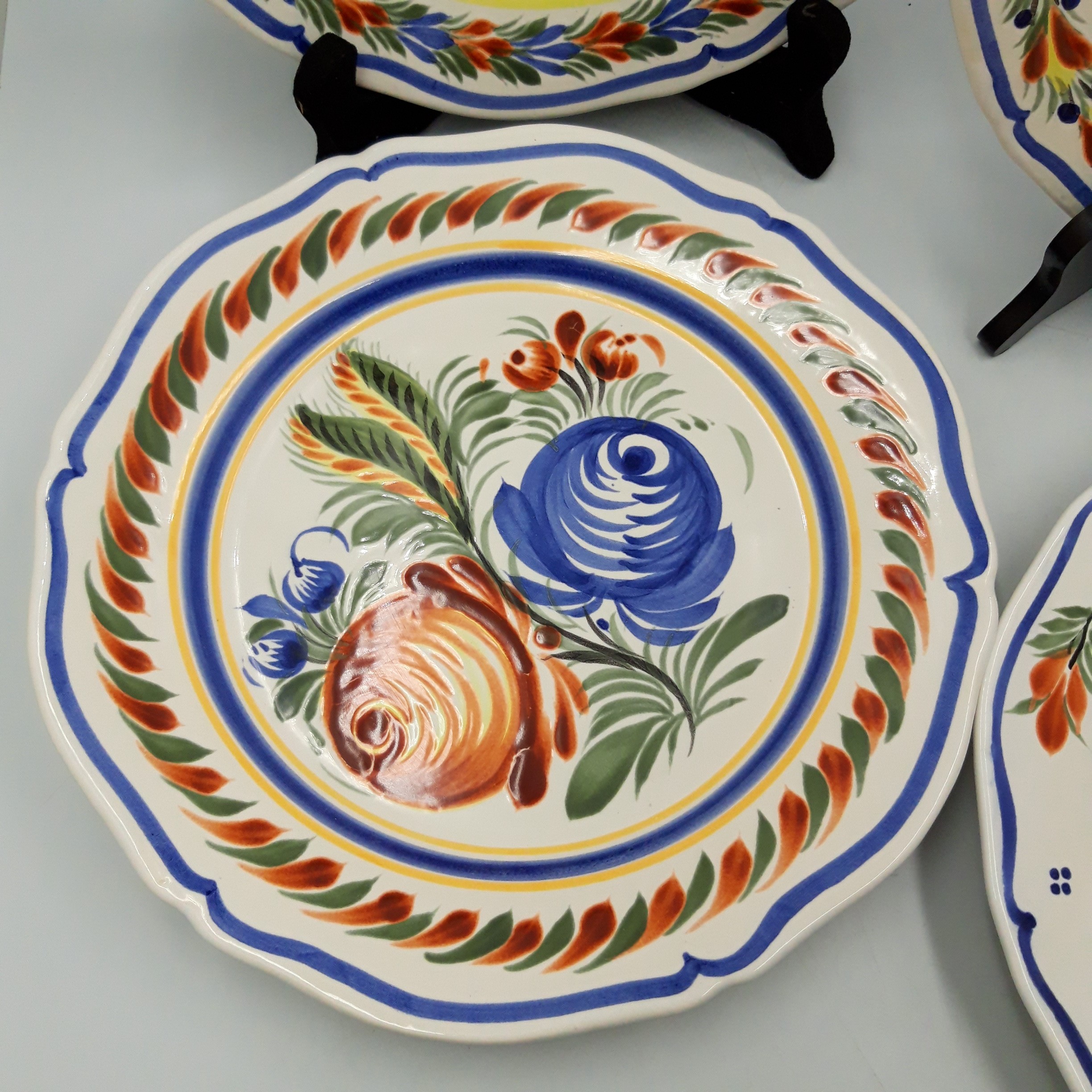 Vietri Servizio Piatti 2pz. in Ceramica Vietri 100% decorato a mano Bordeaux