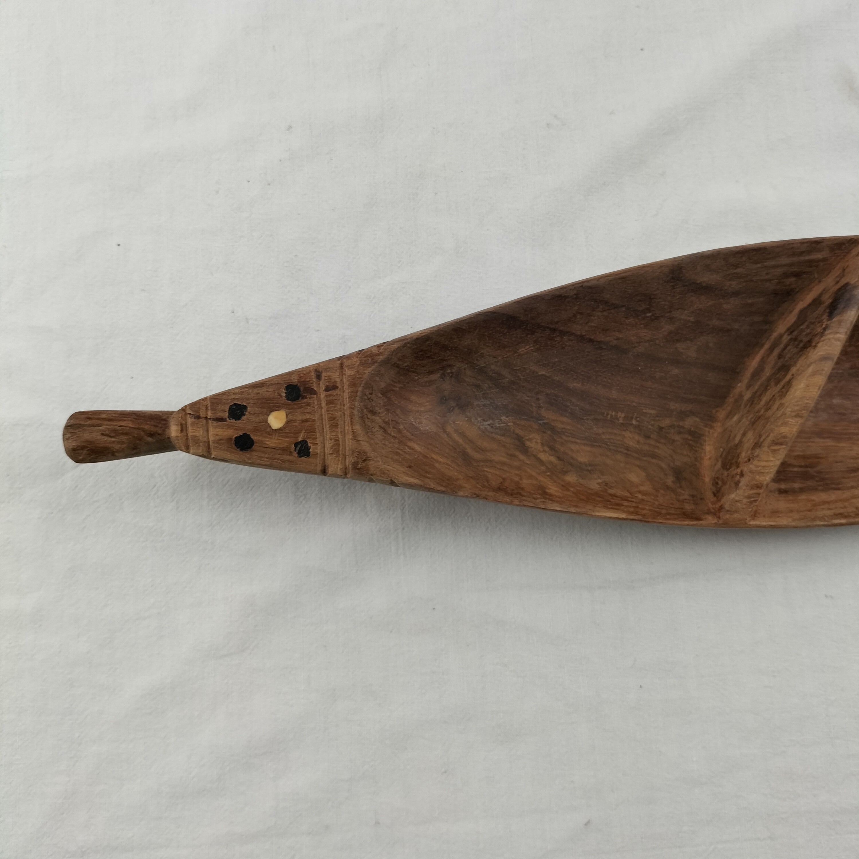 Pirogue africaine décorative en bois - Photo 1