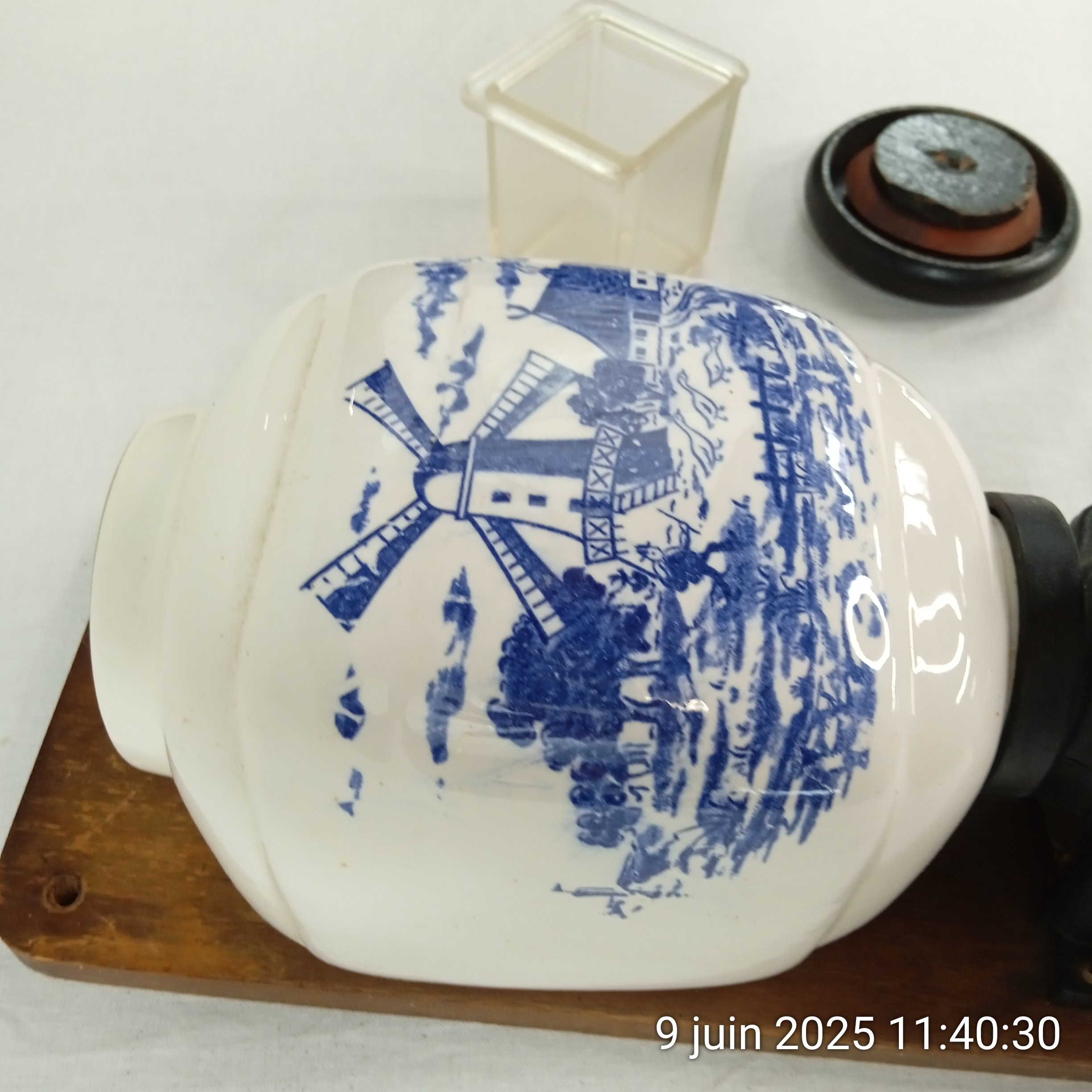 Ancen Mouln à café Mural SARREGUEMNES | eBay | Mouln à café, Le