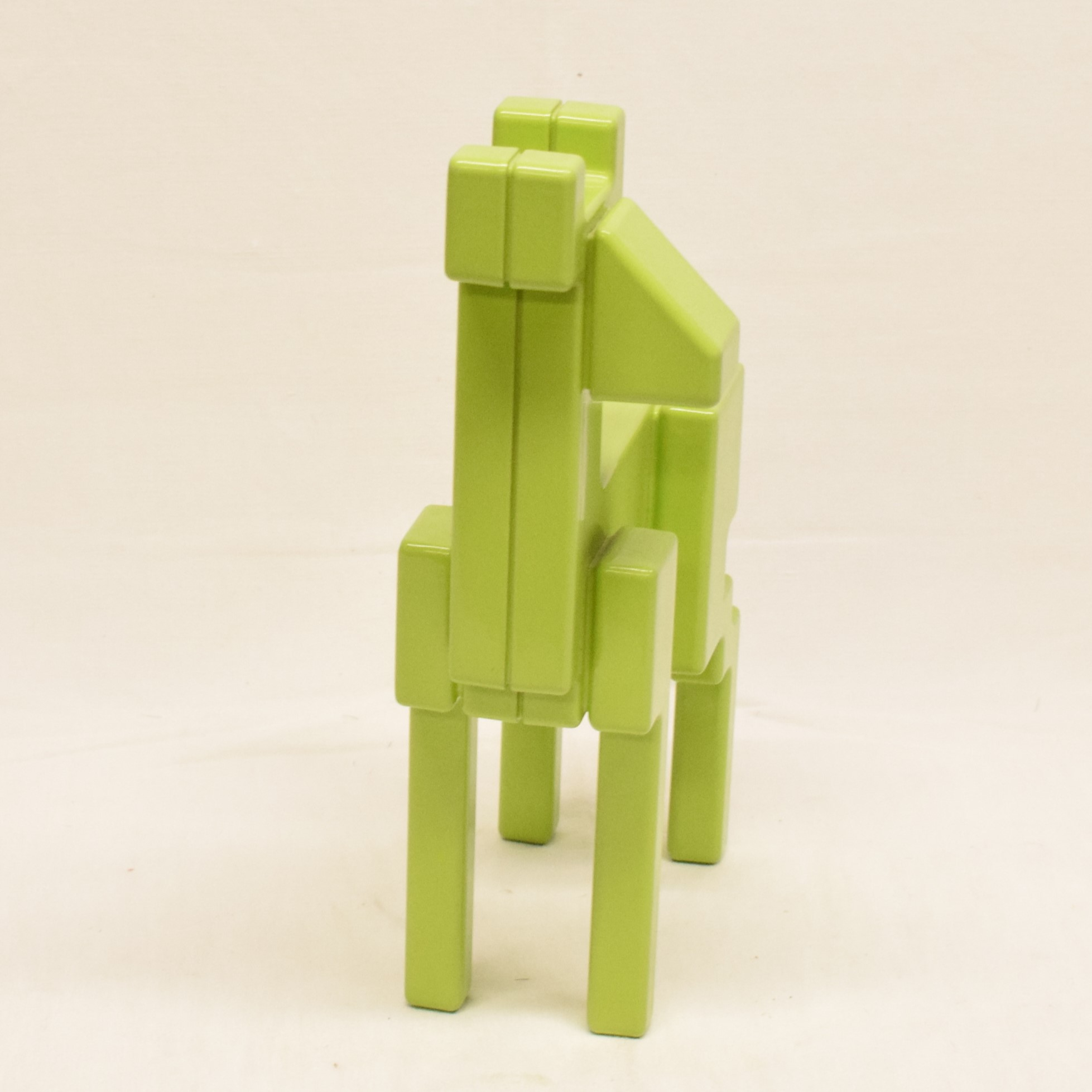 Ancienne statuette décorative cerf vert modèle pixel par Monica Mulder - Photo 2