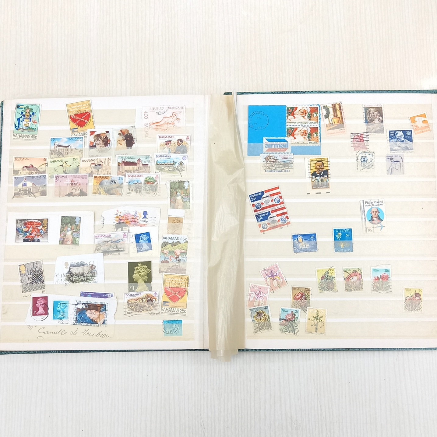 Collection de timbres - environ 220 timbres  - Photo 0