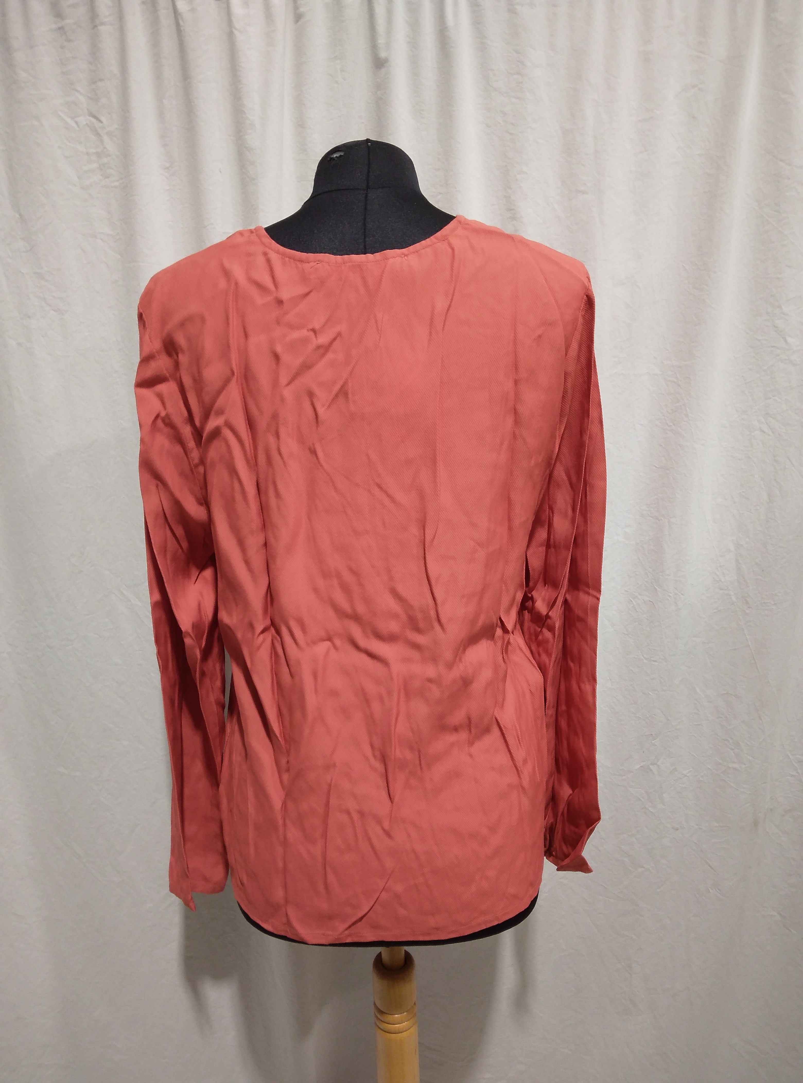 Voir photo 3 de Blouse Orange en viscose, Nice Things - 42 Blouse Orange en viscose, Nice Things - 42 Comme neuf - Vue 3 -