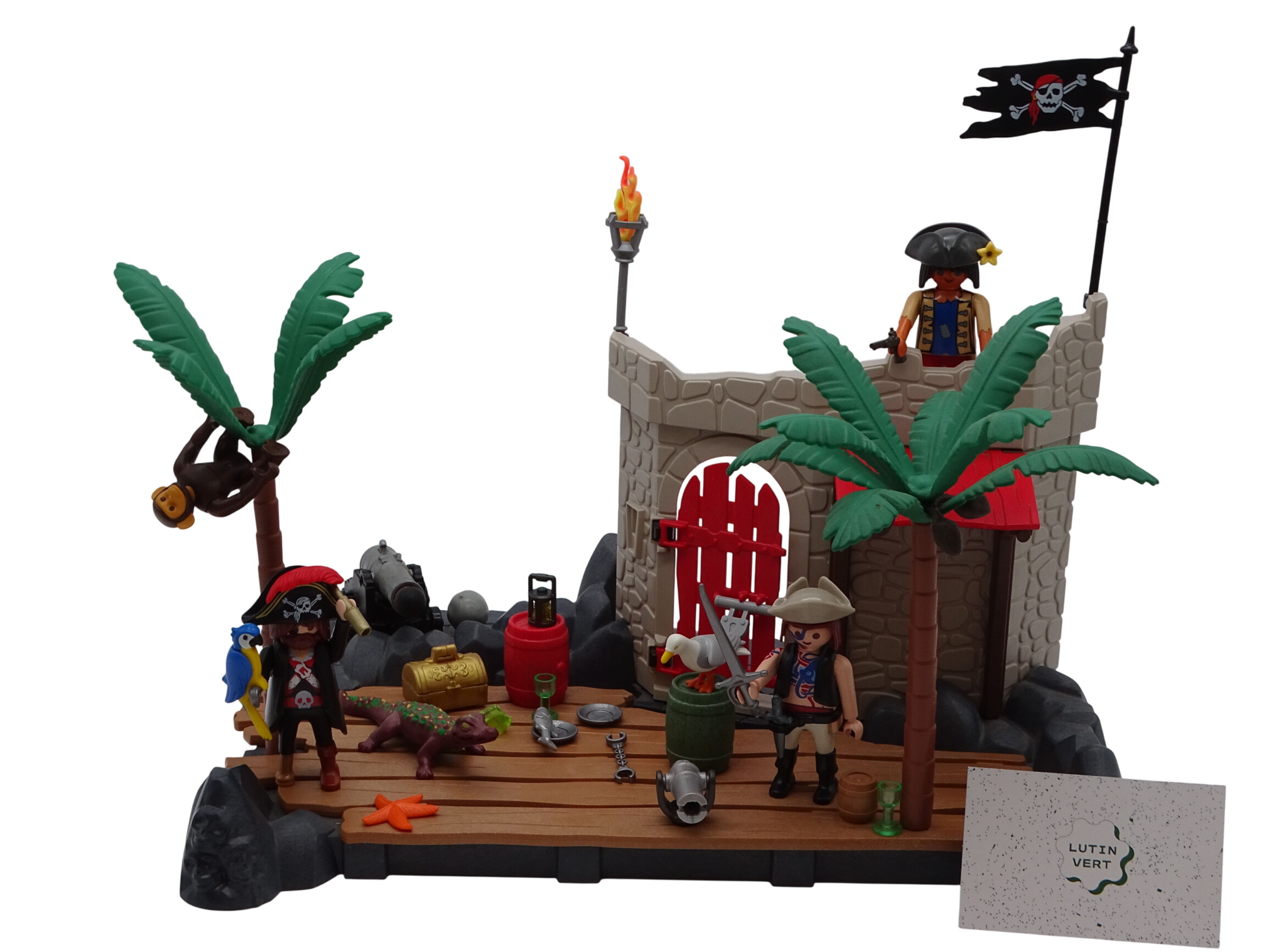 Playmobil 6146 « L’île aux Pirates » d'occasion PLAYMOBIL - Dès 3 ans | Ref 13056 Très bon état -  reconditionné disponible sur Label Emmaüs