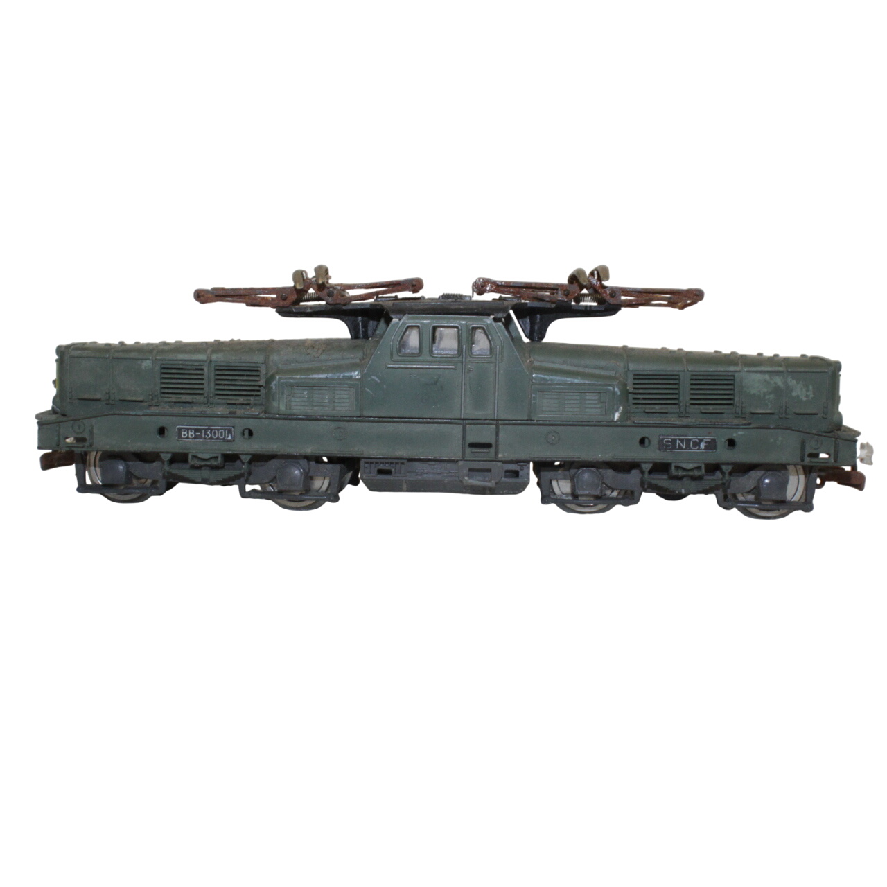 Acheter Locomotive BB-13001 Bon état - 20,00 € Locomotive BB-13001 Bon état - reconditionné disponible sur Label Emmaüs