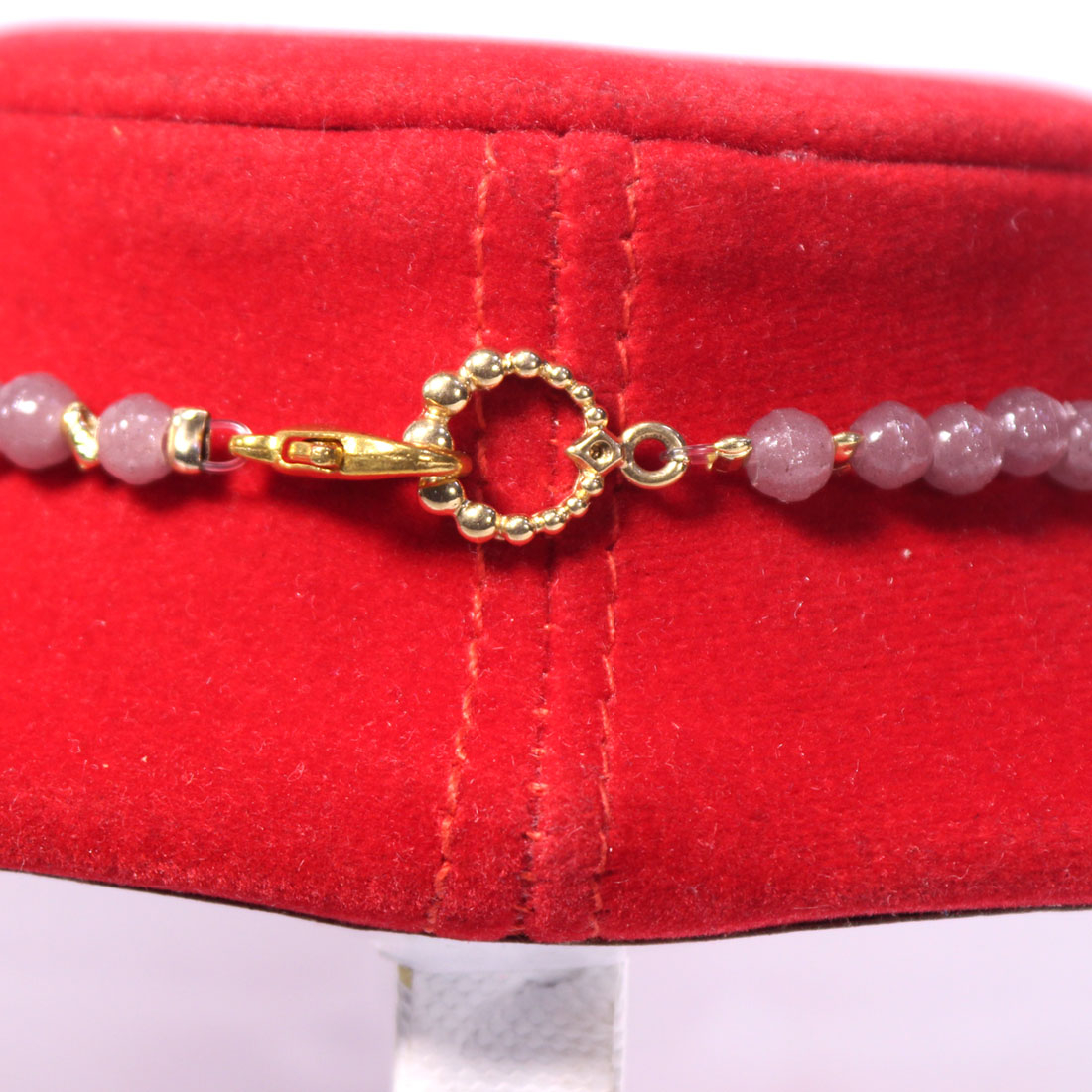 Collier métal doré perles en verre  - Vue 4 - 