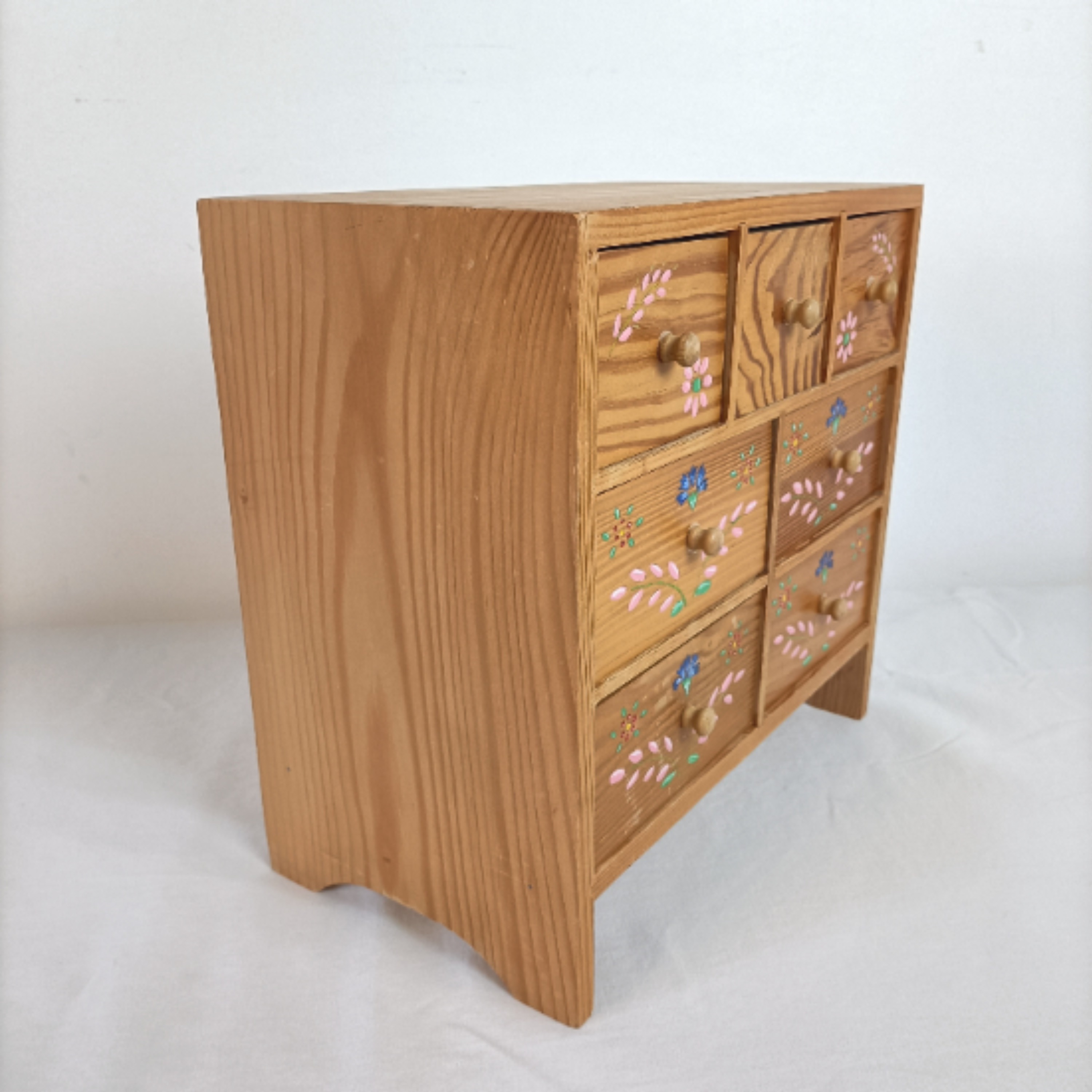 Petit meuble de rangement en bois - Photo 5
