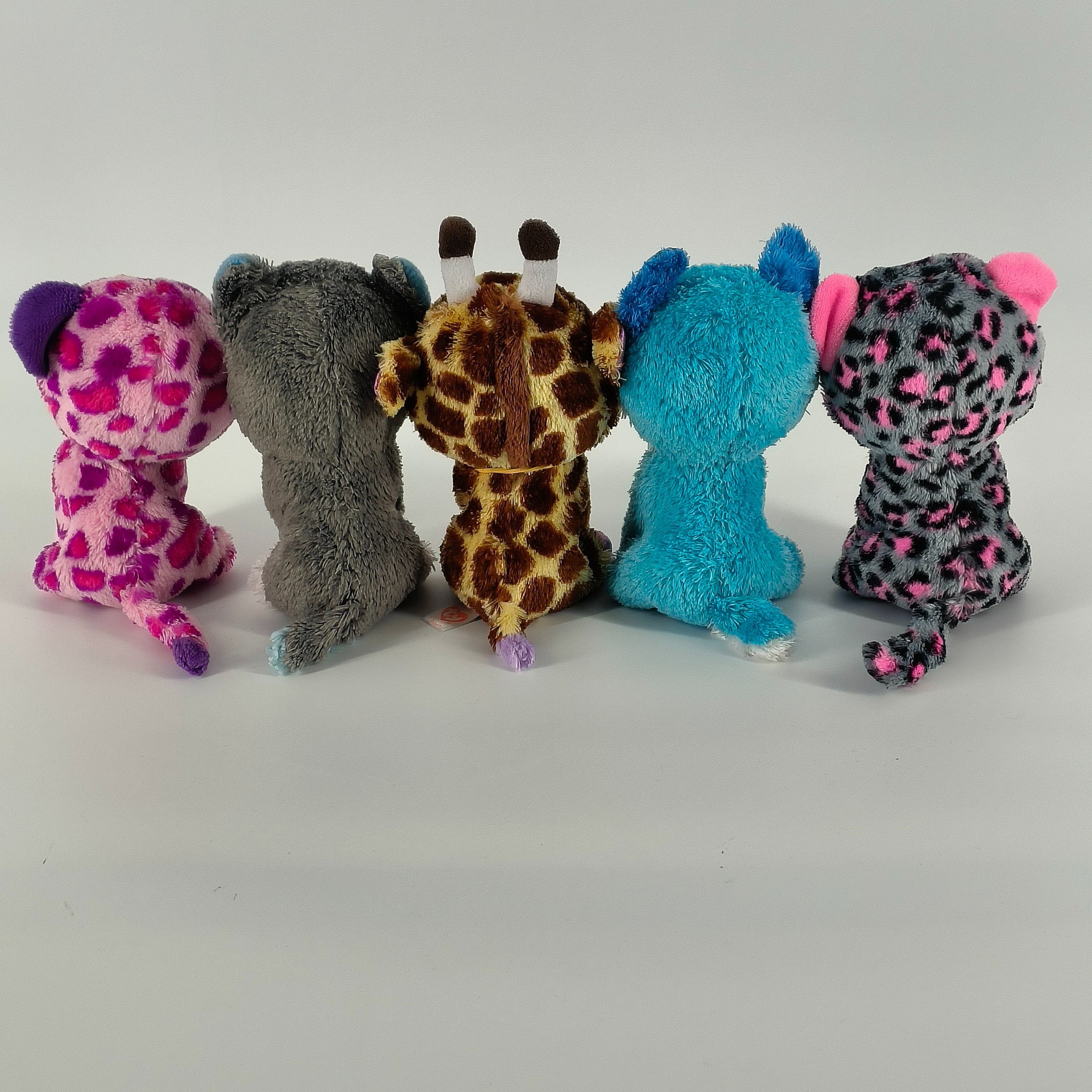 Voir photo 2 de Lot de cinq peluches animaux-Ty-à partir de trois ans Lot de cinq peluches animaux-Ty-à partir de trois ans Très bon état - Vue 2 -