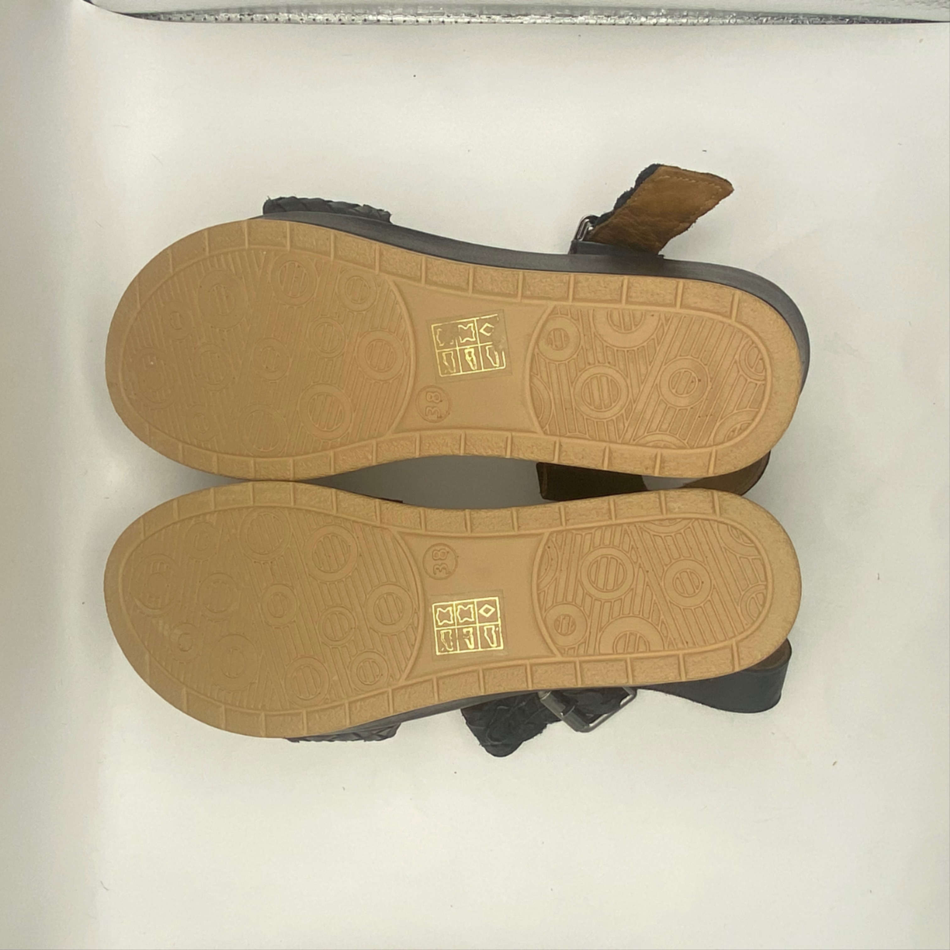 Chaussures K.Mary T38 en cuir - Photo 4