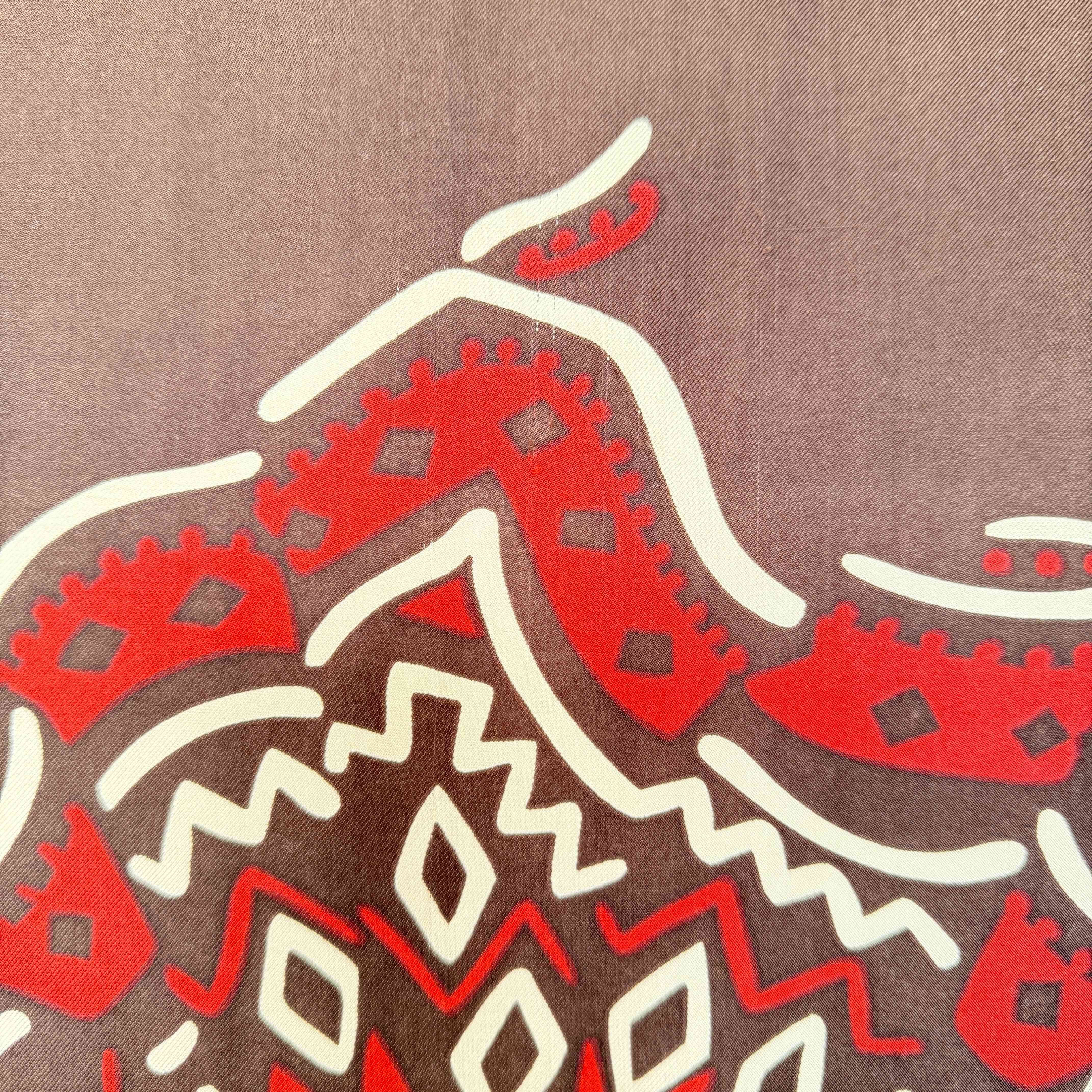 Foulard en soie naturelle - ourlet roulé à la main Bon état - Vue 7 - 