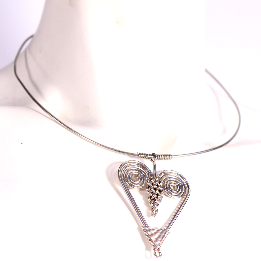 2 tours de cou avec pendentif Bon état - Vue 2 - 