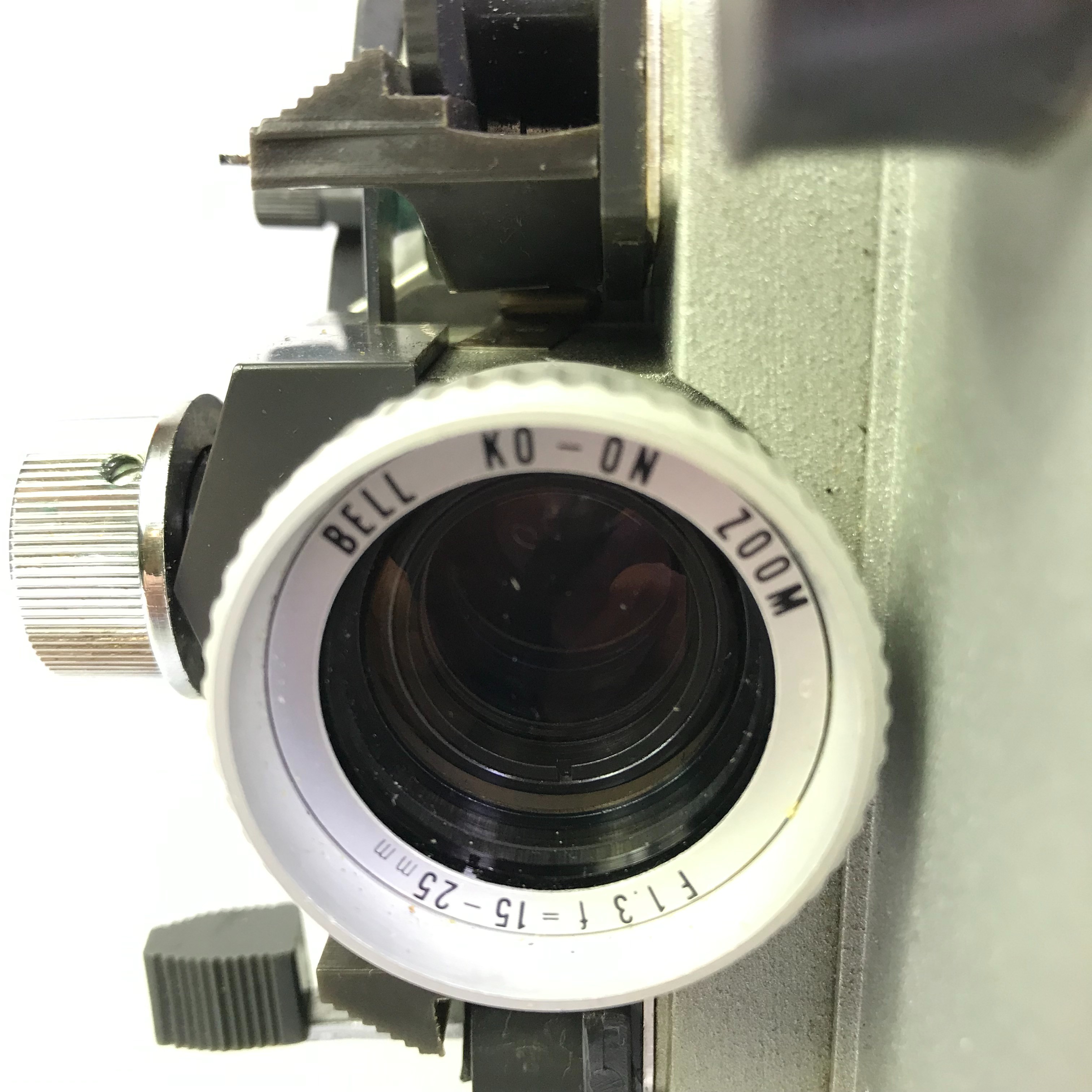  Projecteur de film 8 mm : Magnon 800 Instdual DLS Très bon état - Vue 7 - 