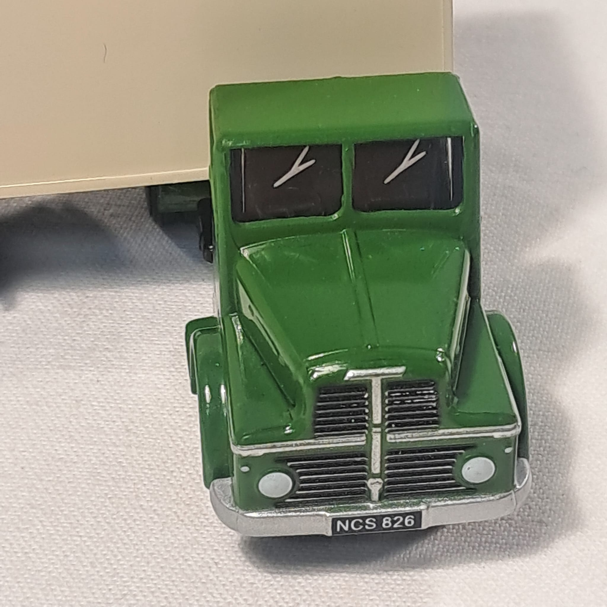 Camion de Transport Base Toys Ltd L.Series  - Vue 8 - 