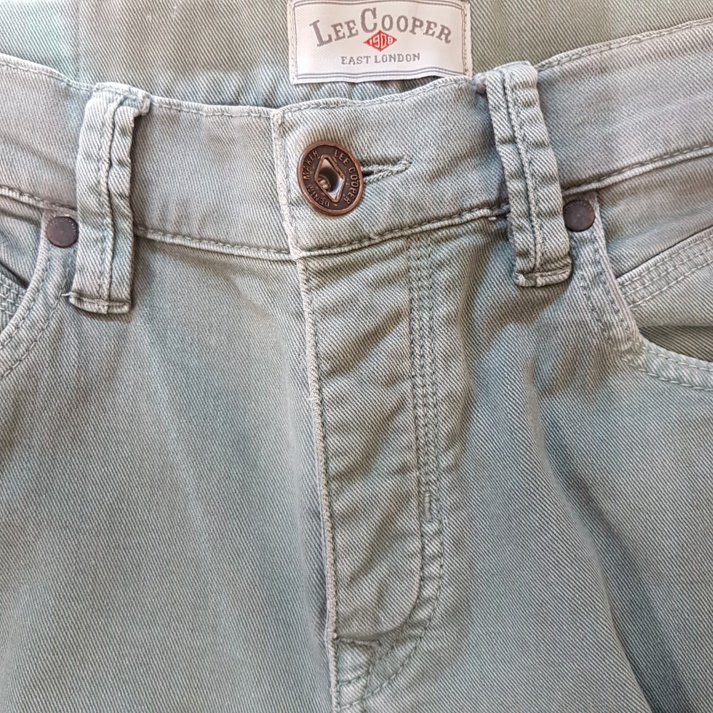 Jean vert amande délavé - LEE COOPER - taille 42 (31 US) - Photo 5