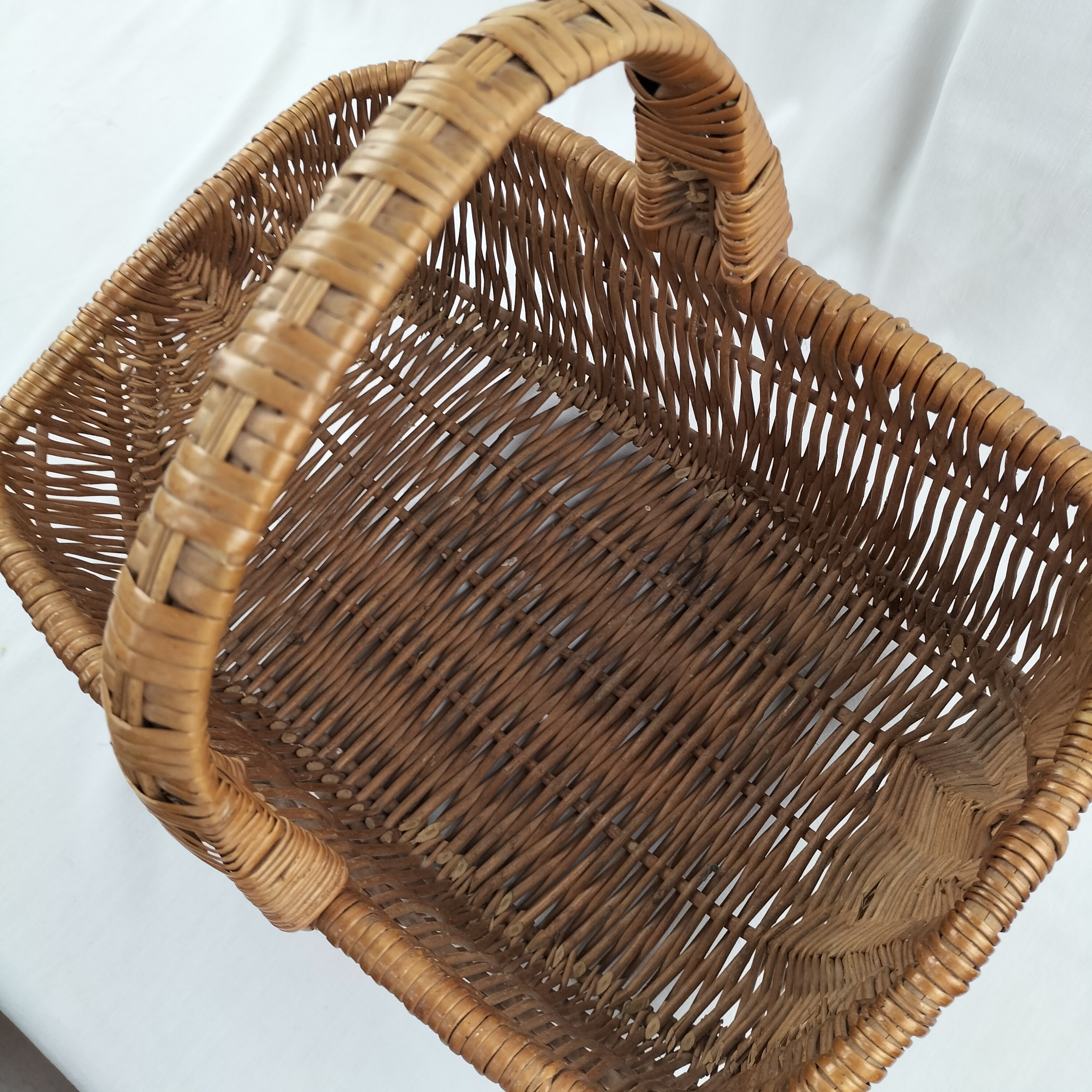 Panier vintage en osier rectangulaire - Photo 6