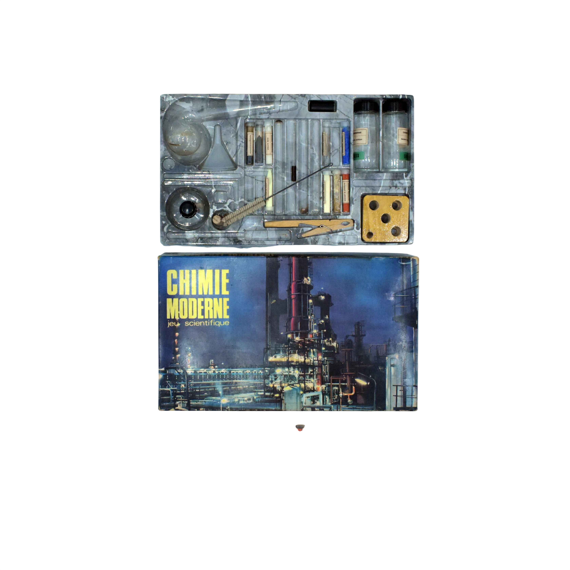Acheter Coffret d'Apprentissage Augmenté - Chimie Expérimentale Bon état - 23,10 € Coffret d'Apprentissage Augmenté - Chimie Expérimentale Bon état - reconditionné disponible sur Label Emmaüs