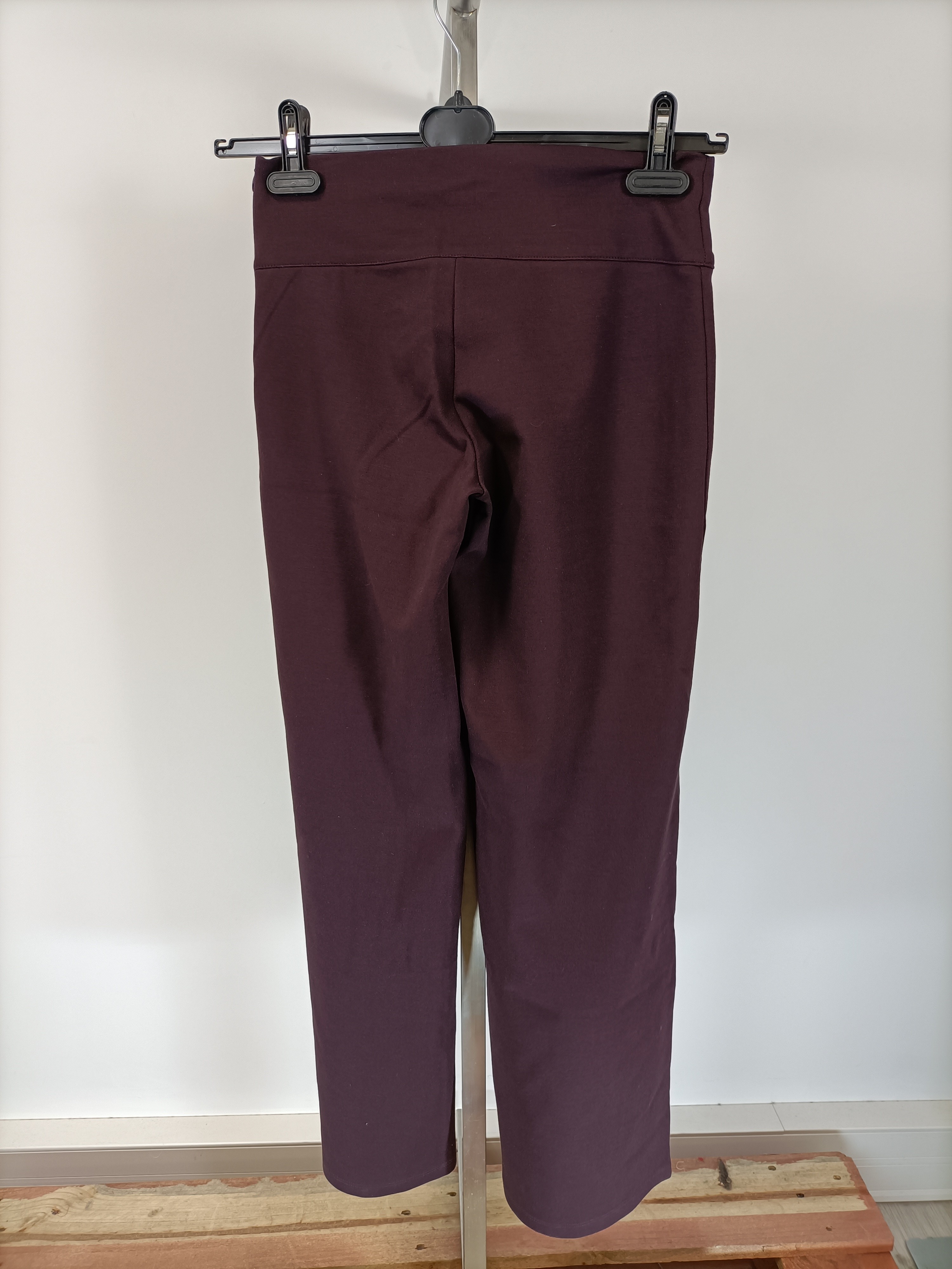 Legging Sarah Pacini prune aubergine taille M Comme neuf - Vue 4 - 