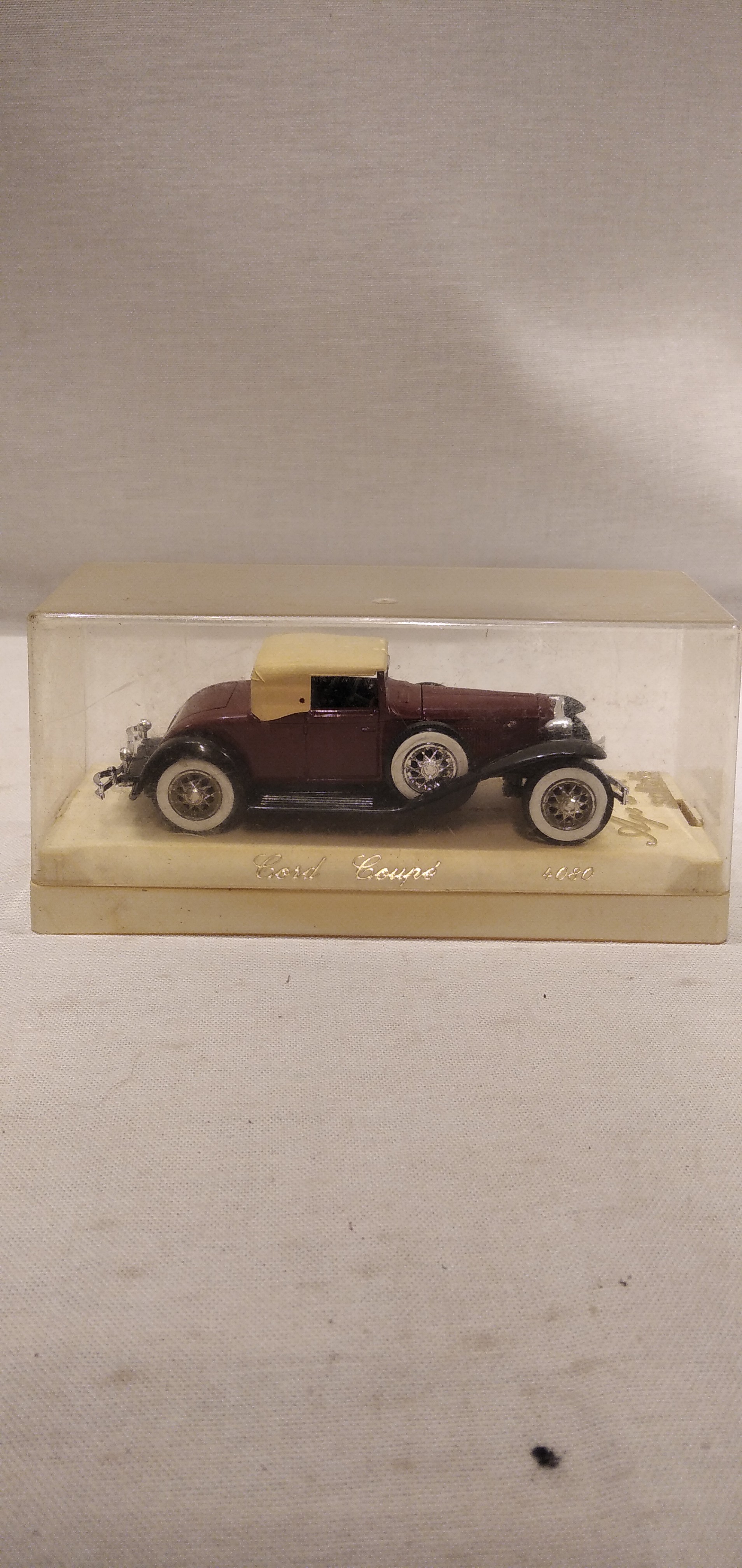Solido 4080 Cord Coupé créme et marron  - Vue 2 - 