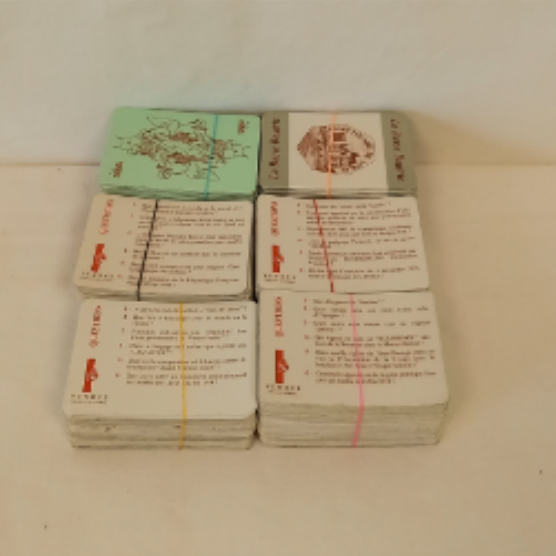 Voir photo 12 de Jeu de société . Les Bottes des sept lieues. Jeu de société . Les Bottes des sept lieues. Bon état - Vue 12 -
