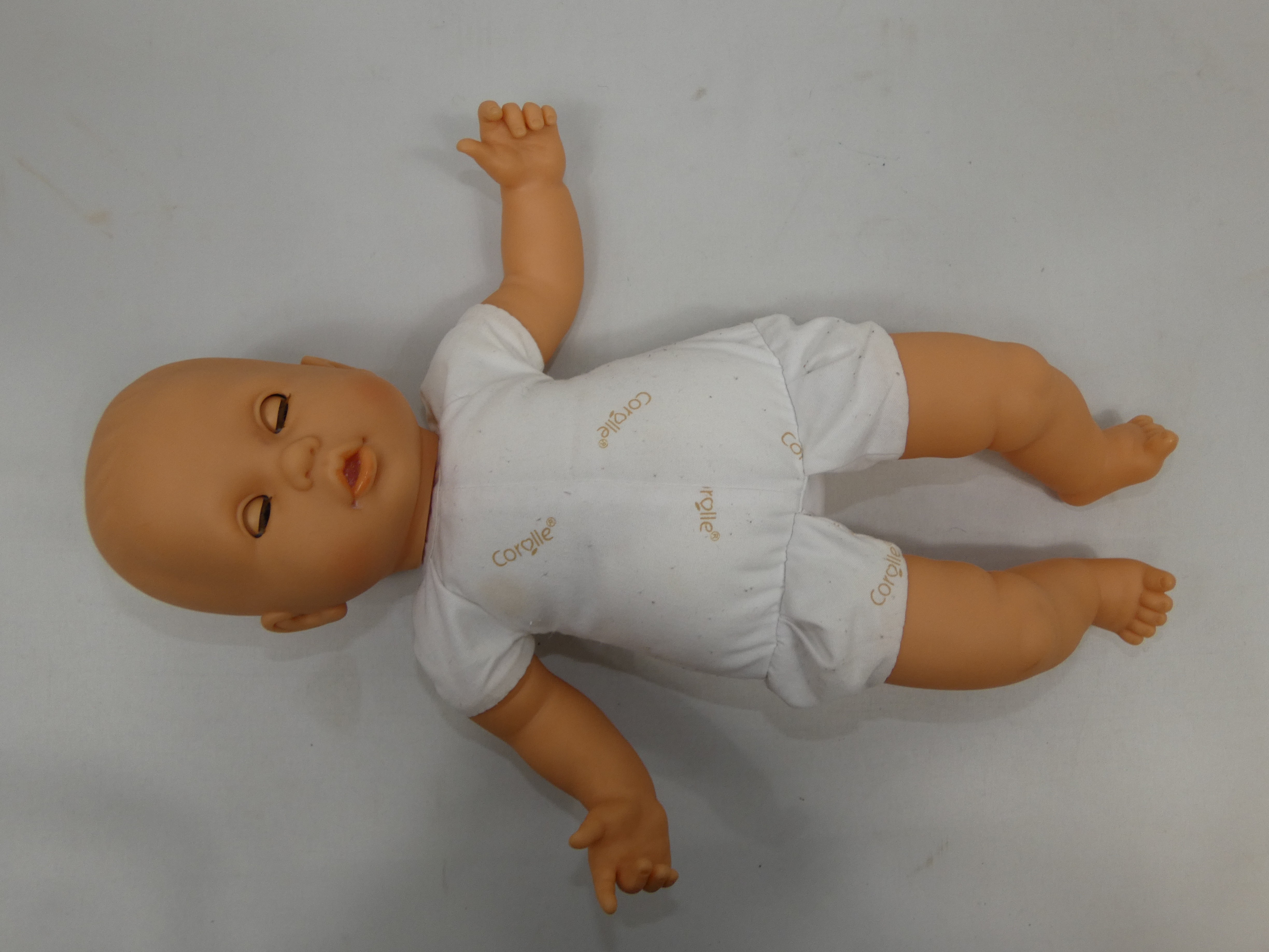 Poupon de 40 cm de chez COROLLE - Très bon état - Photo 6