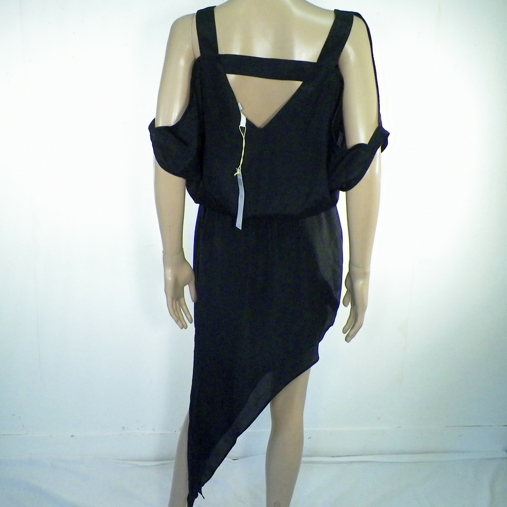 Robe Noire BCBGENERATION Taille S Comme neuf - Vue 5 - 