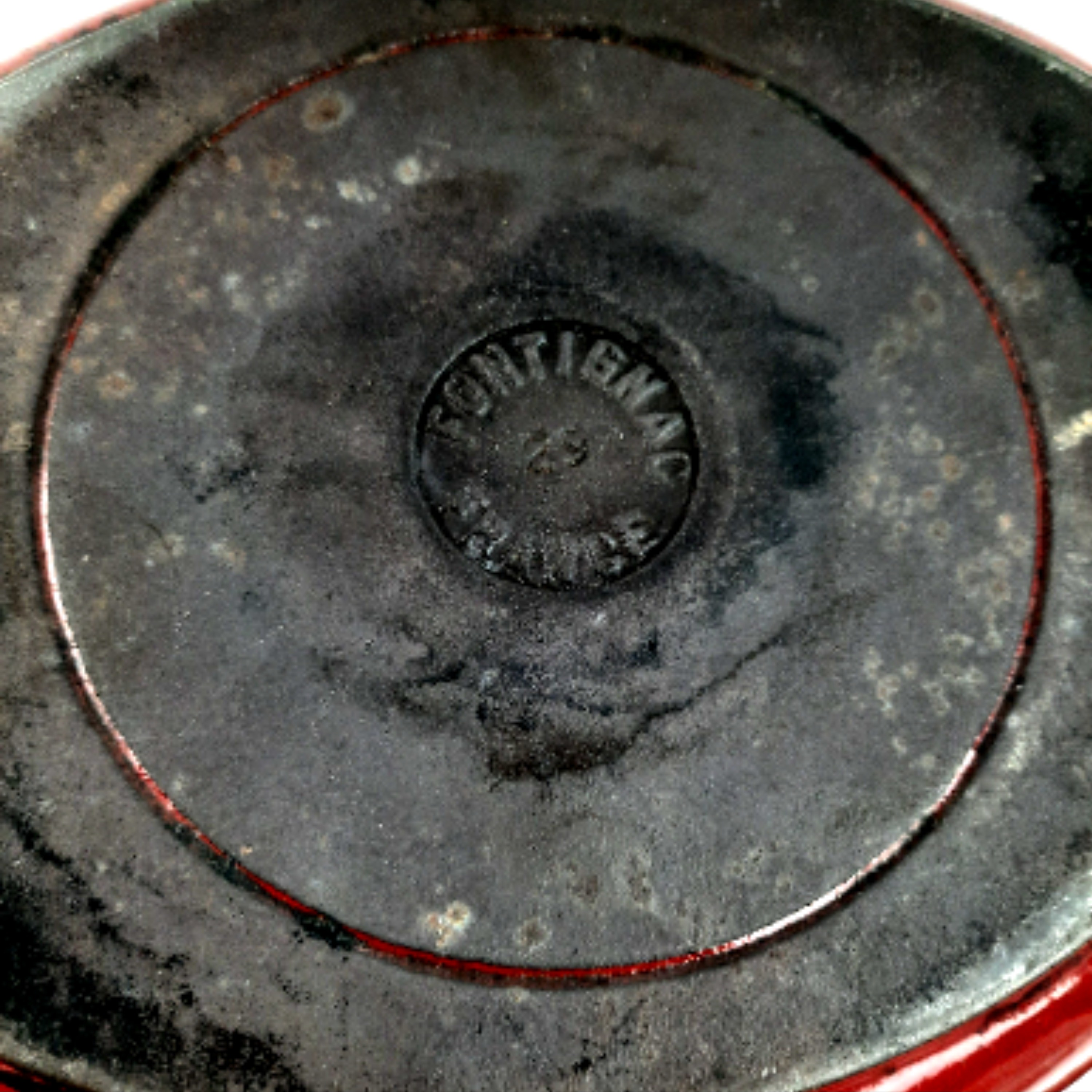 Cocotte en fonte rouge ovale Fontignac 29 - Bon état - Photo 3