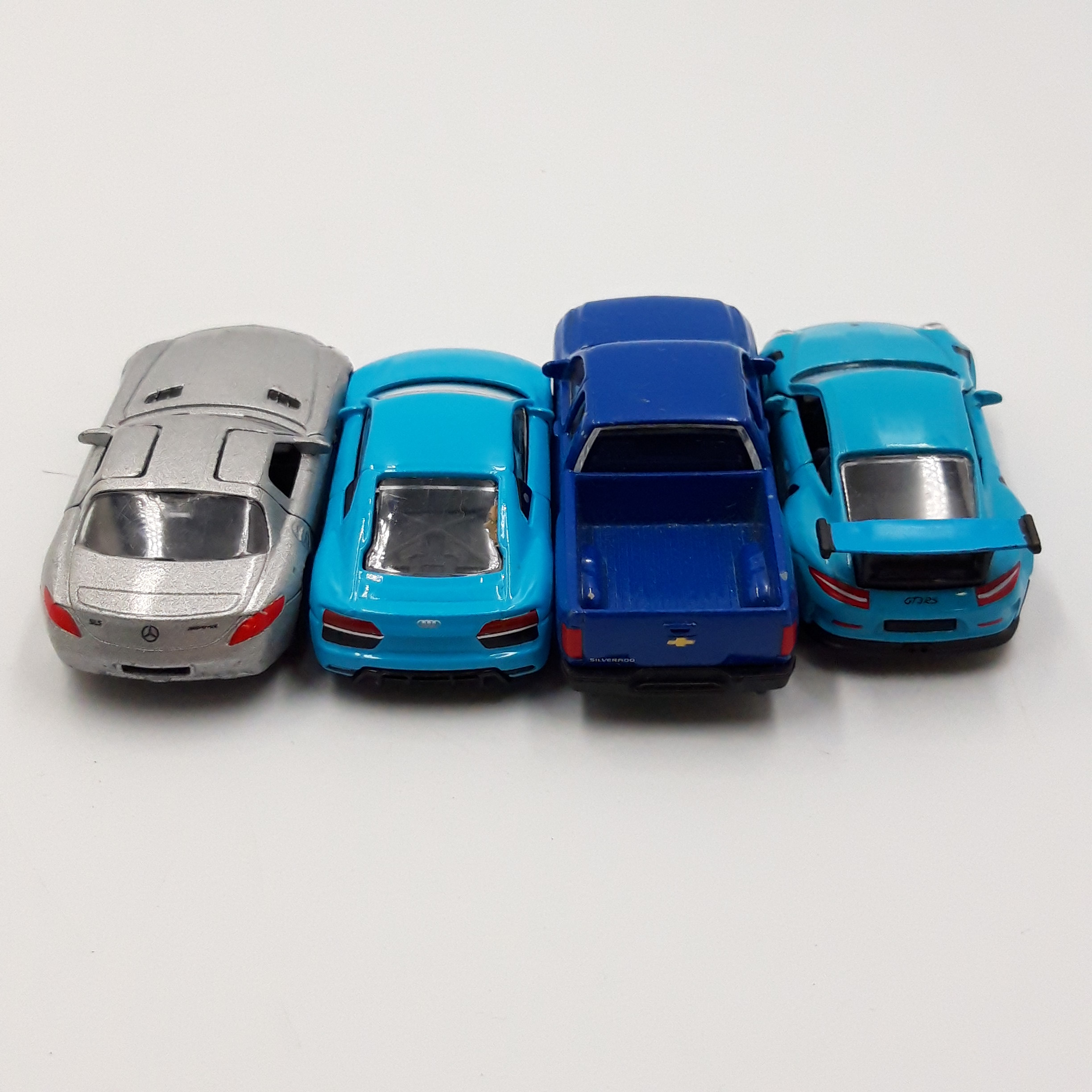 Acheter Lot de 4 voitures Majorette,fabriqué en Thailande Bon état - 13,00 € Lot de 4 voitures Majorette,fabriqué en Thailande Bon état - reconditionné disponible sur Label Emmaüs